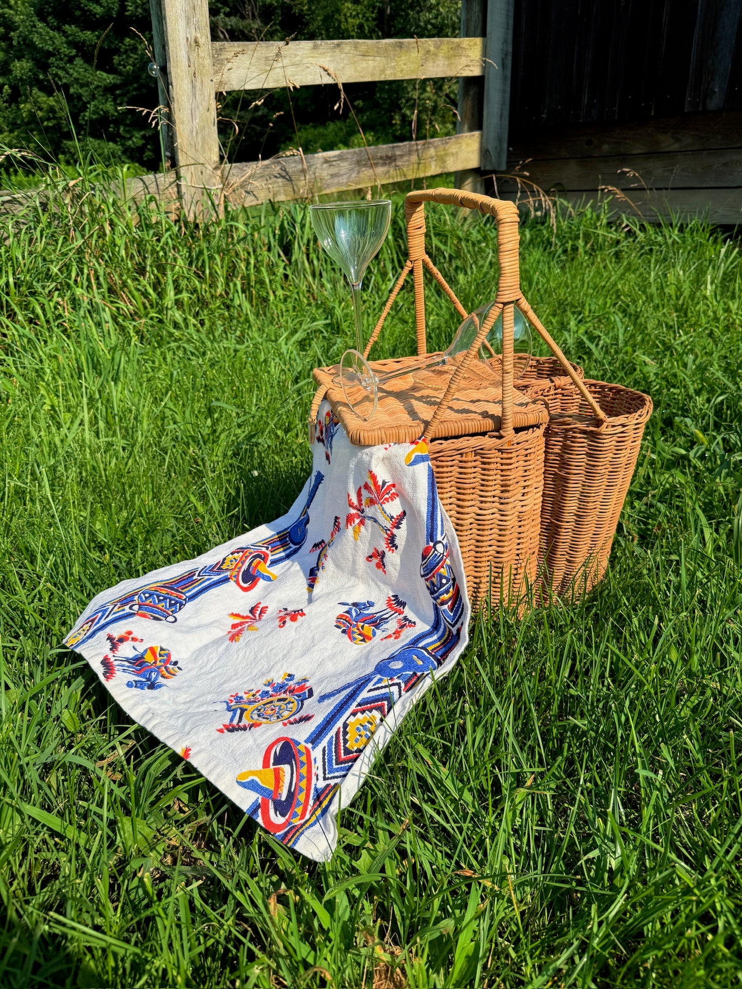Vintage 1950s Wicker Woven Picnic Basket w/ Tablecloth & Glasses
