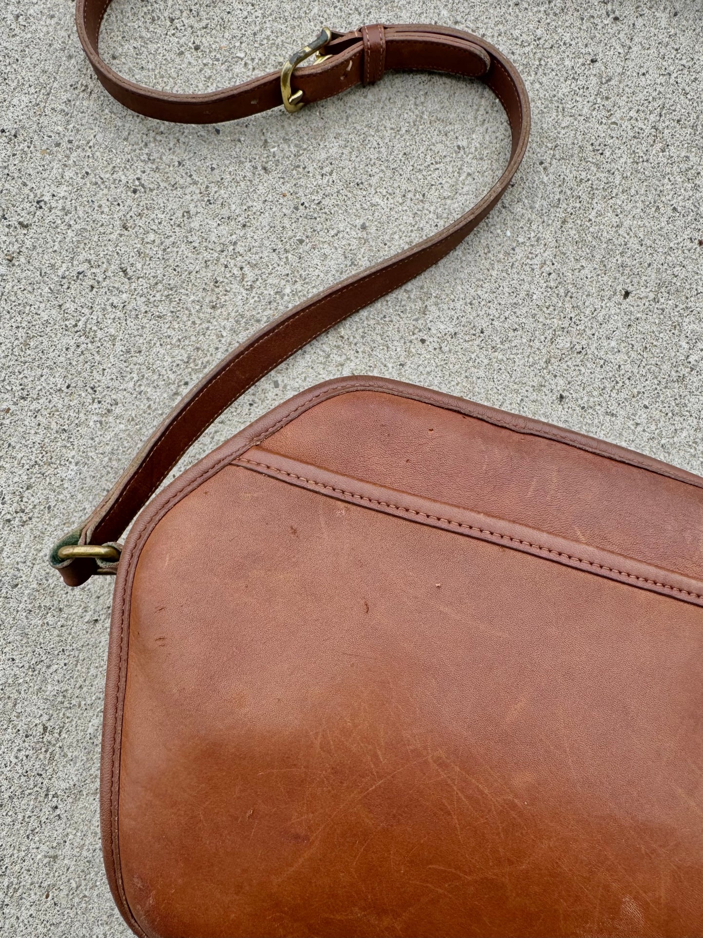 Vintage Coach Cooper Zip Bag | Style. No 9922