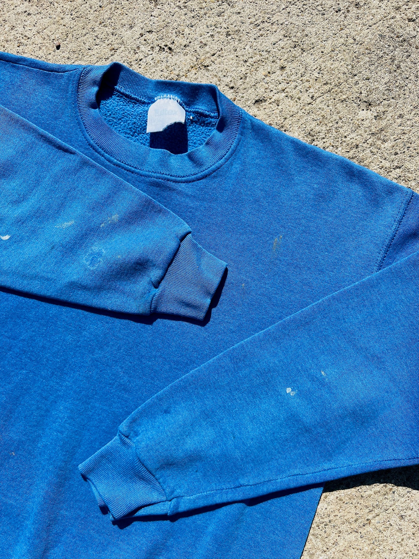 Vintage 1980s Tultex Worn Blue Crewneck Sweatshirt | Medium