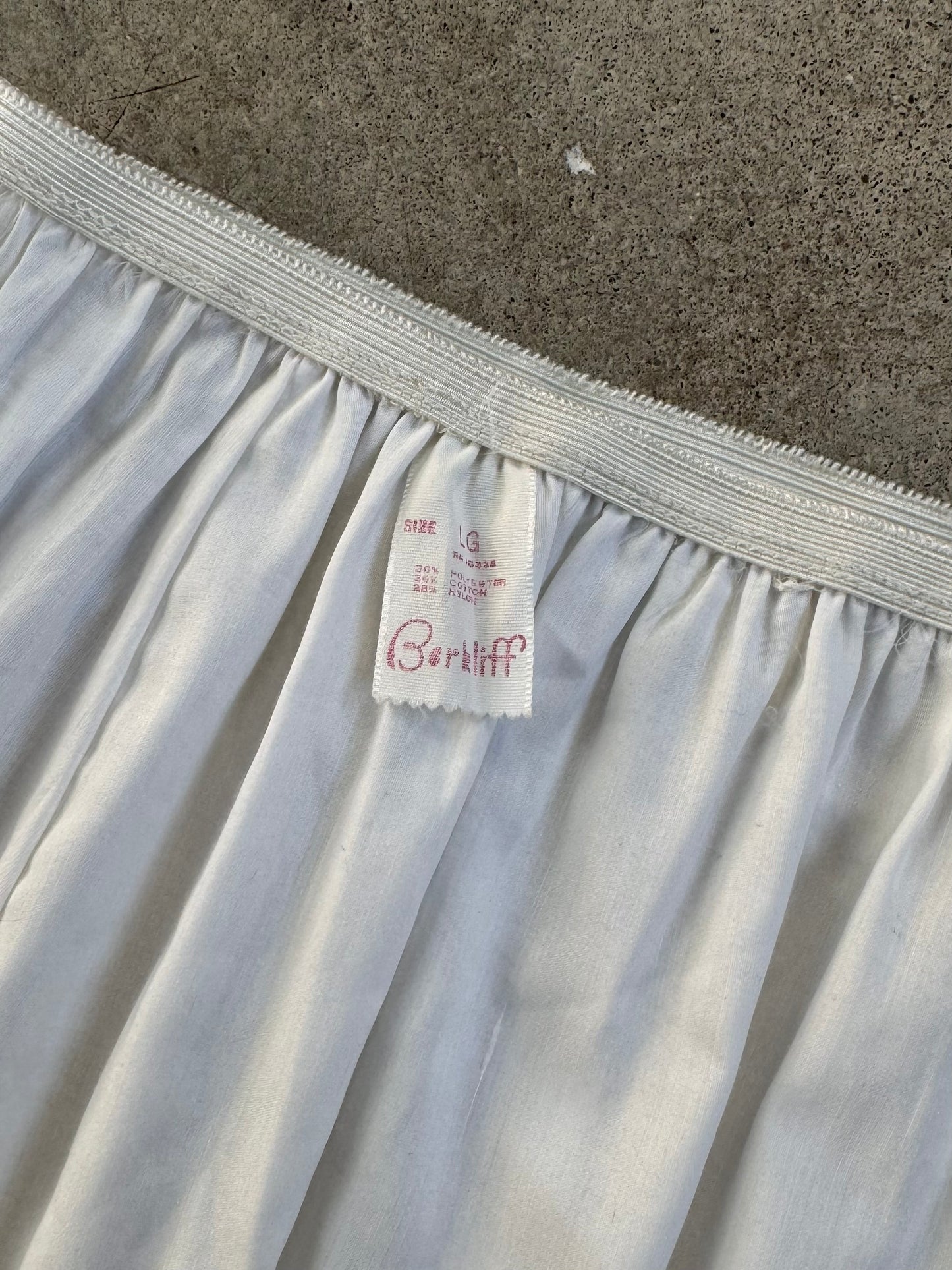 Vintage 1950s Berkliff White Cotton & Lace Slip Skirt | S/M