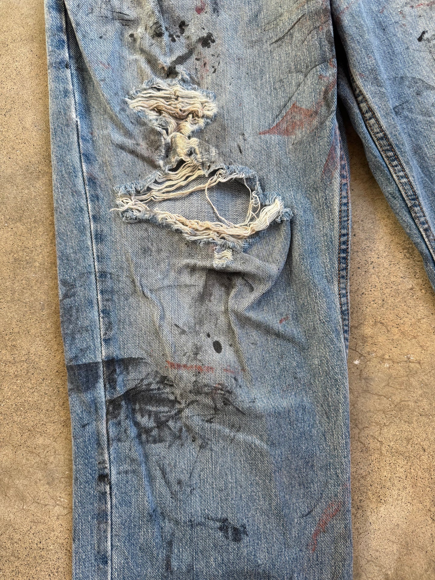Vintage 1990s Arizona Jean Co. Distressed Paint Splatter Jeans | Waist 38”