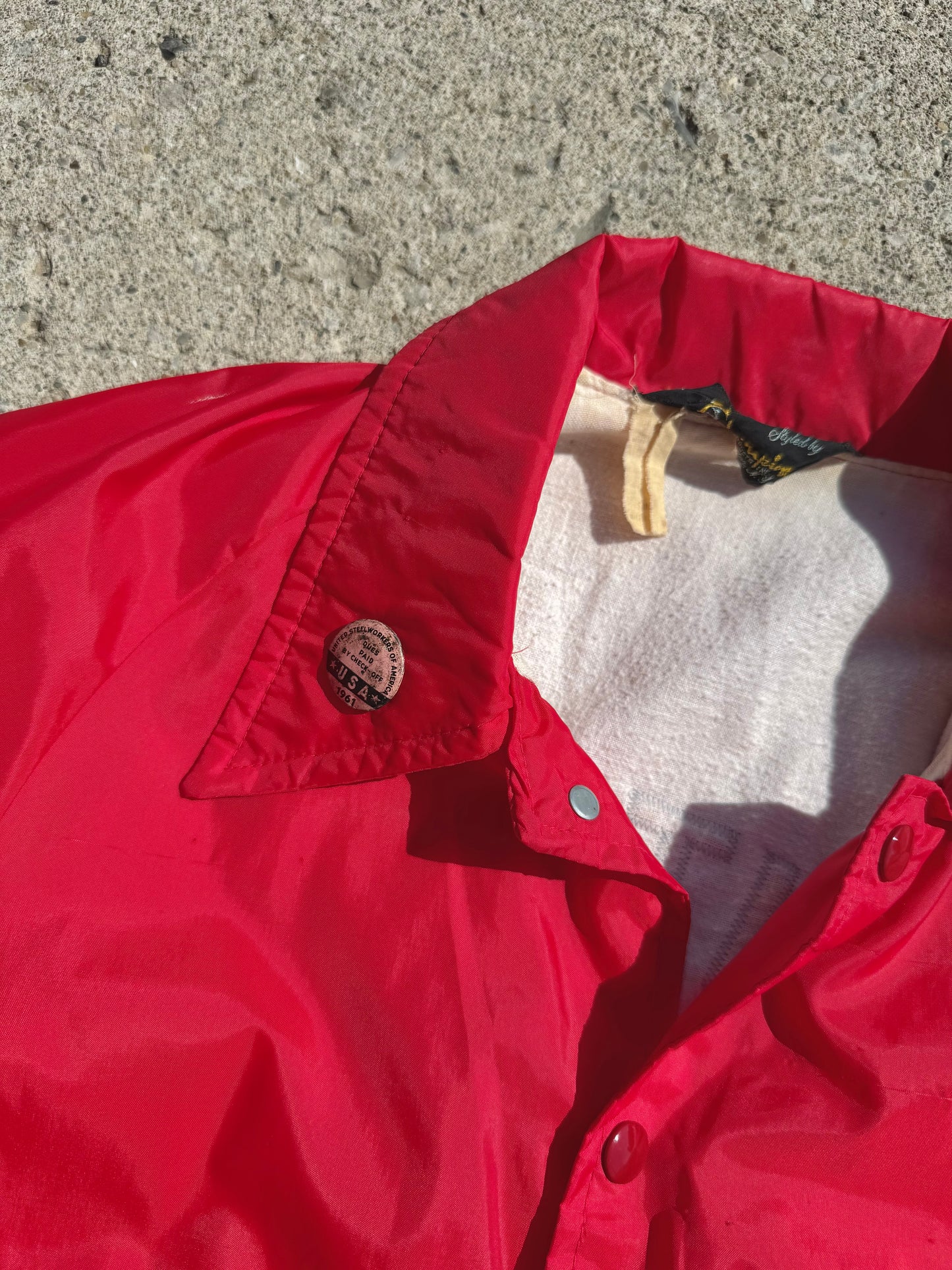 Vintage 1970s Walnut Ridge Scots Windbreaker Jacket | Small