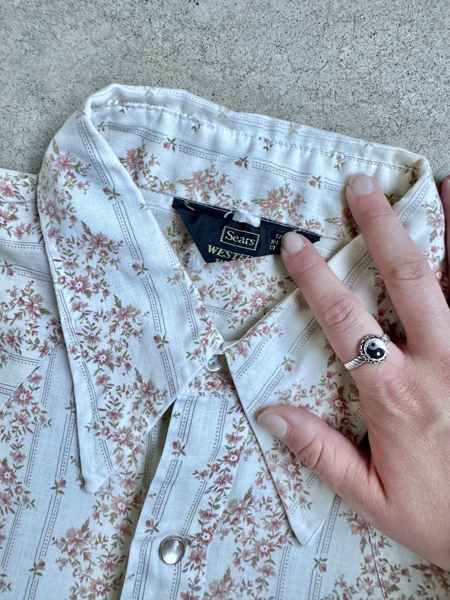 Vintage 1970s Sears Floral Print Pearl Snap Western Shirt | XL