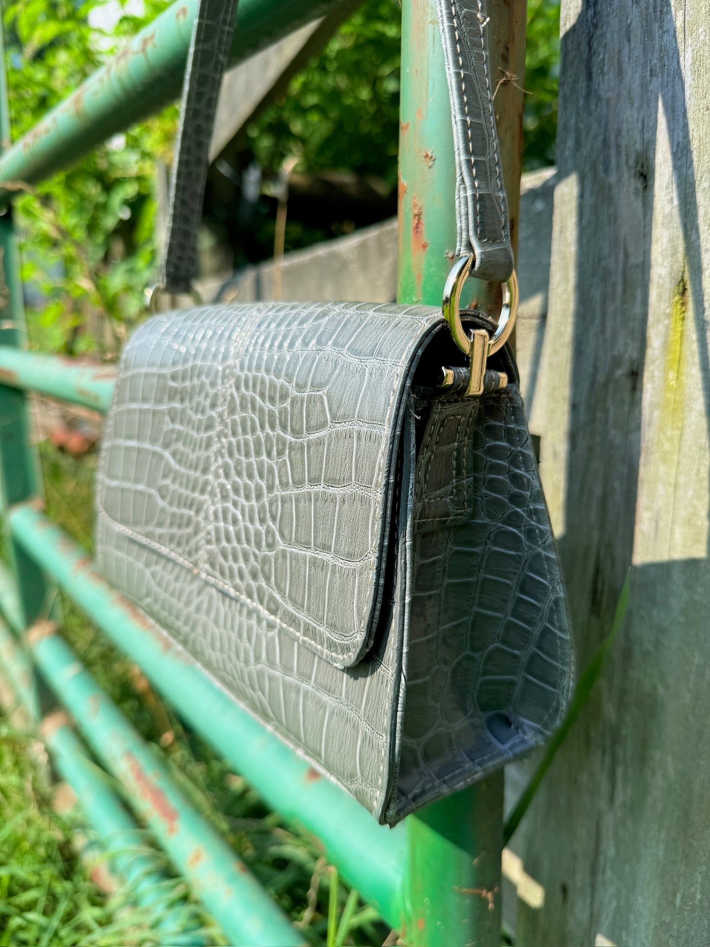 Vintage 1990s Liz Claiborne Grey Faux Croc Shoulder Bag