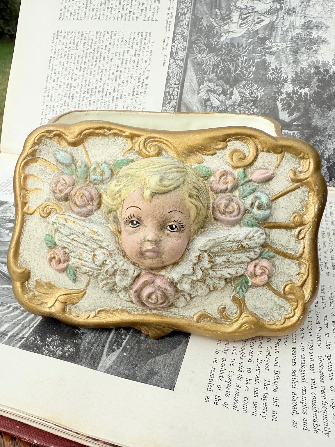 Vintage 1950s Ceramic Cherub Angel Footed Trinket Box