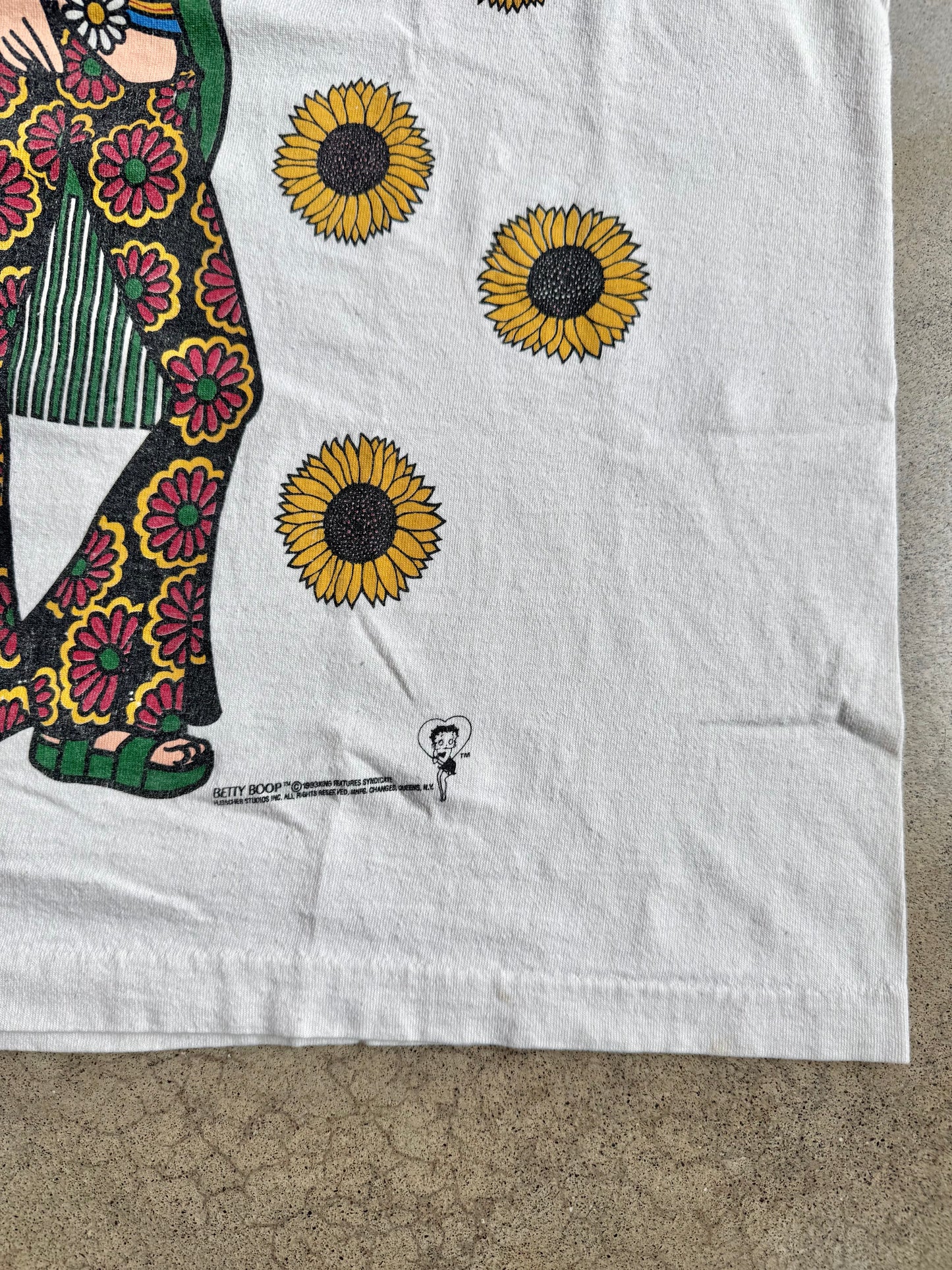 Vintage 1993 Betty Boop "Flower Power" Two-Sided Graphic Tee | Large