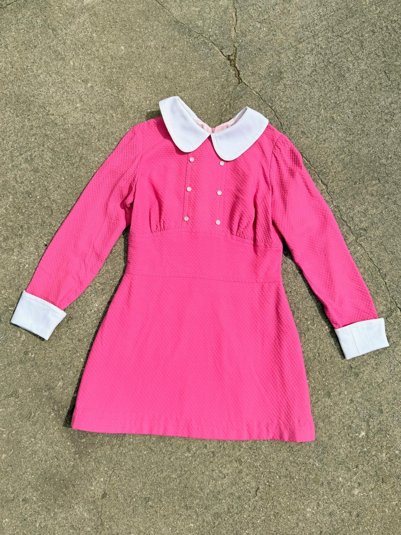 Vintage 1960s Pink Collared Long Sleeve Mini Dress | S/M