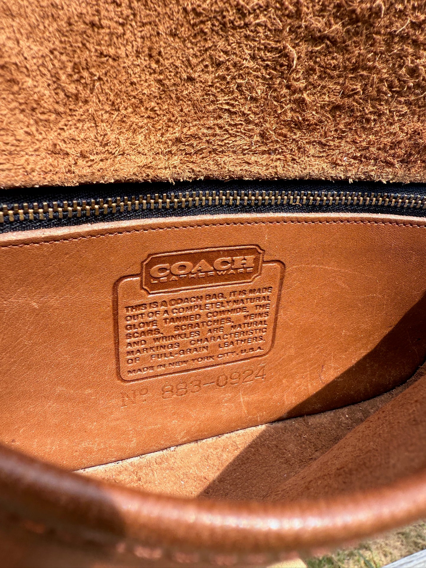 Vintage 1970s Coach Dinky Bag NYC | British Tan Style No. 9375