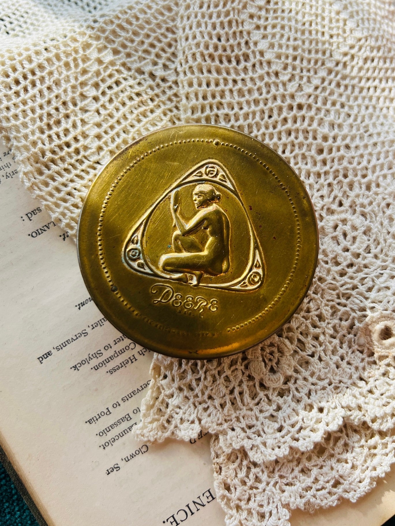 Vintage 1930s Deere Gilded Brass Makeup Compact
