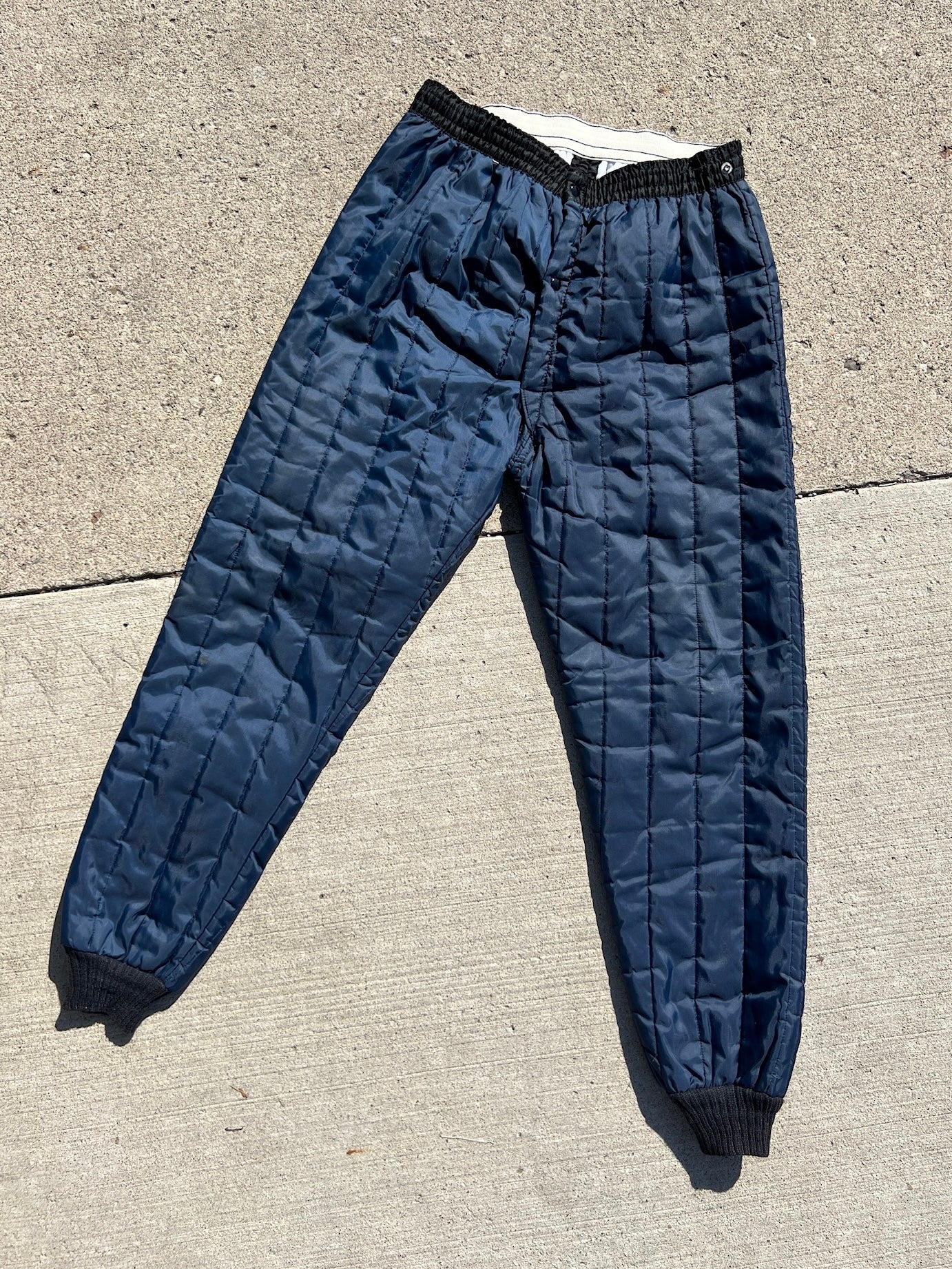 Vintage 1970s Navy Blue Quilted Ski Pants | M/L
