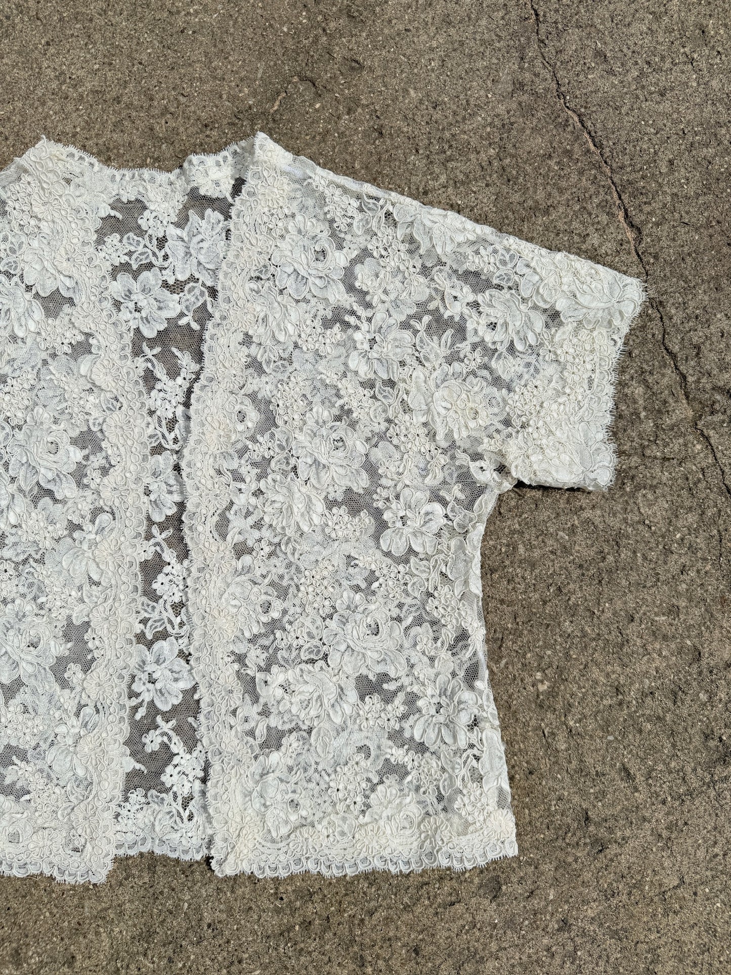 Vintage Cream Lace Short Sleeve Cardigan | Medium