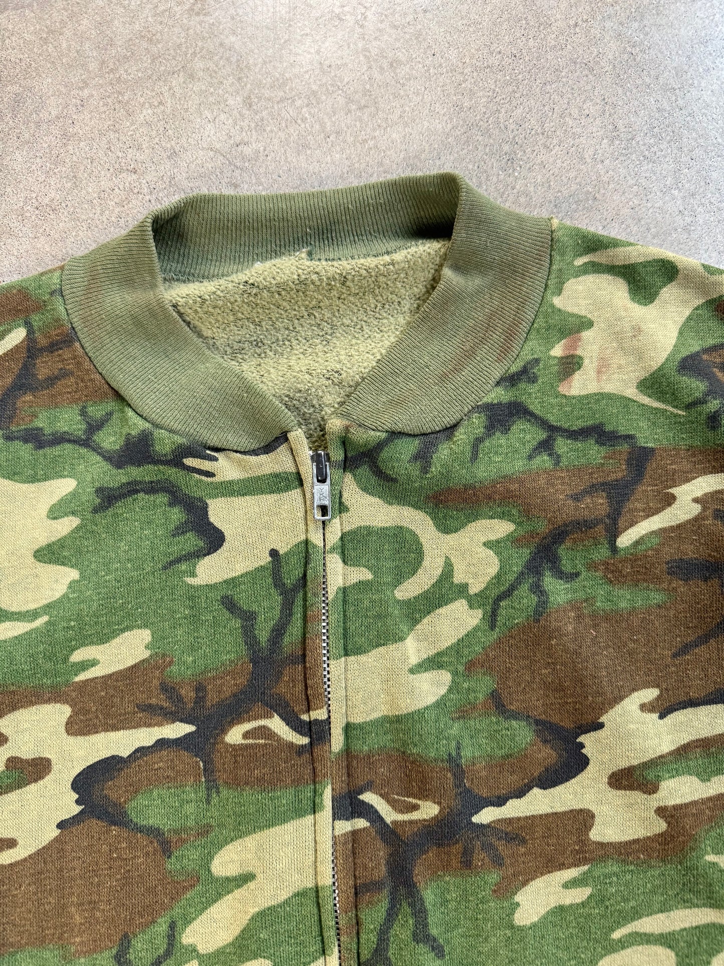 Vintage 1980s Green Camouflage Zip-Up Sweatshirt Vest | Large