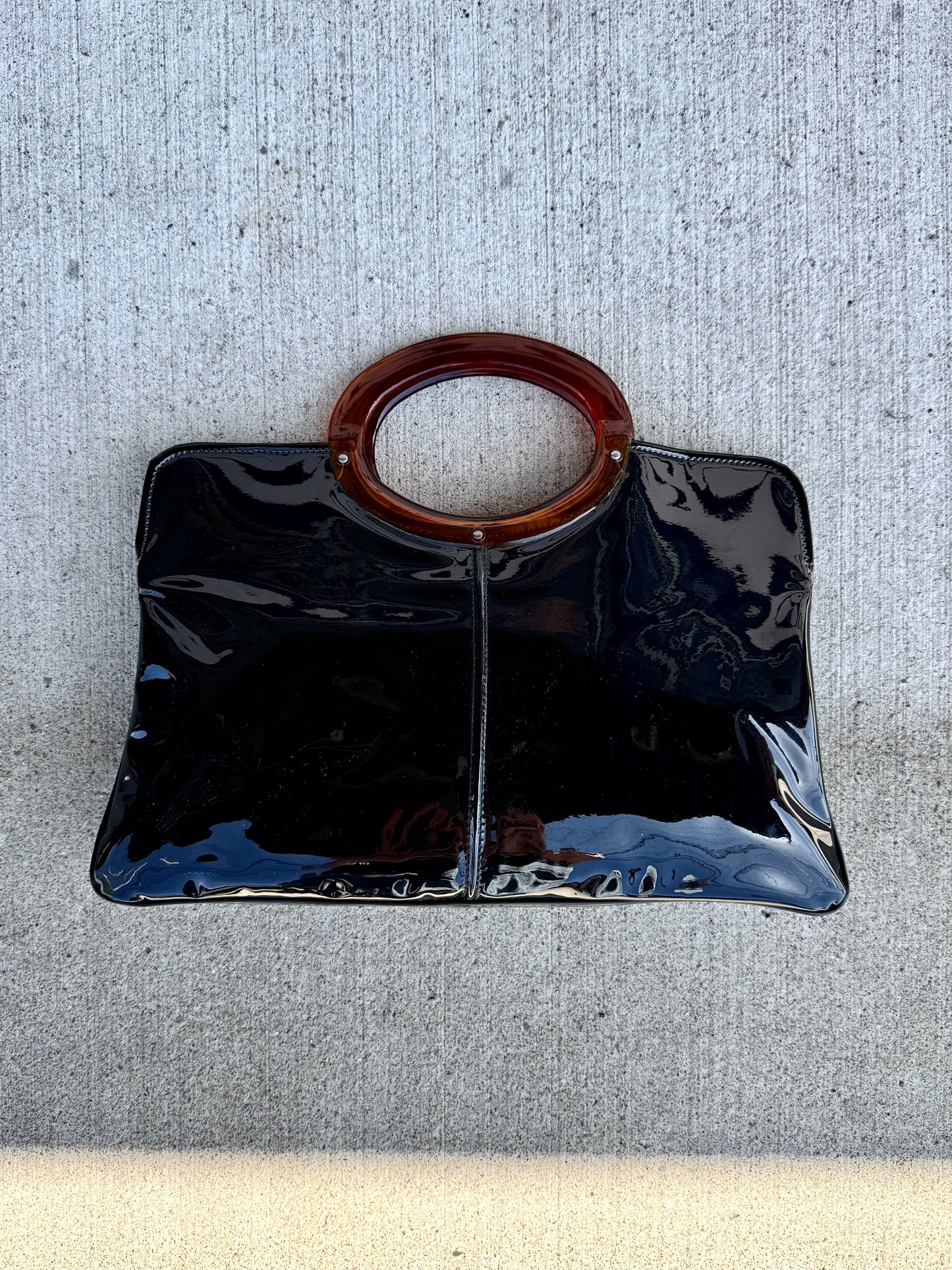 Vintage 1960s Black Vinyl Tortoiseshell Handle Handbag