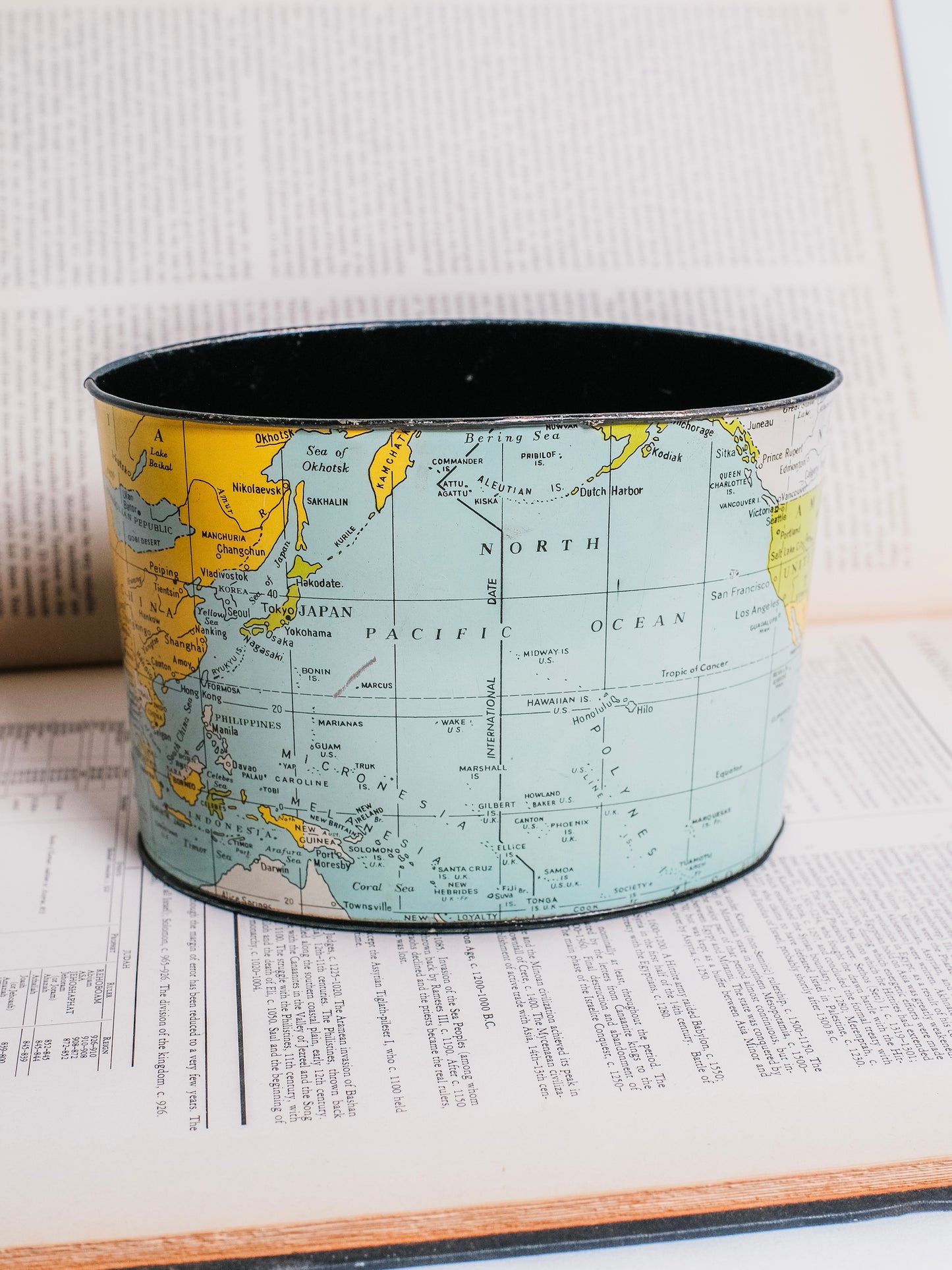 Vintage 1950s Metal Globe Print Desktop Waste Basket