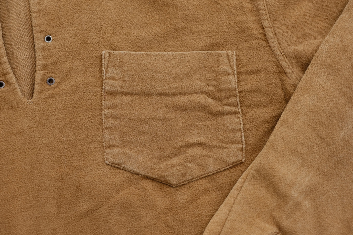 Vintage 1960s Handmade Brown V-Neck Shirt | Large