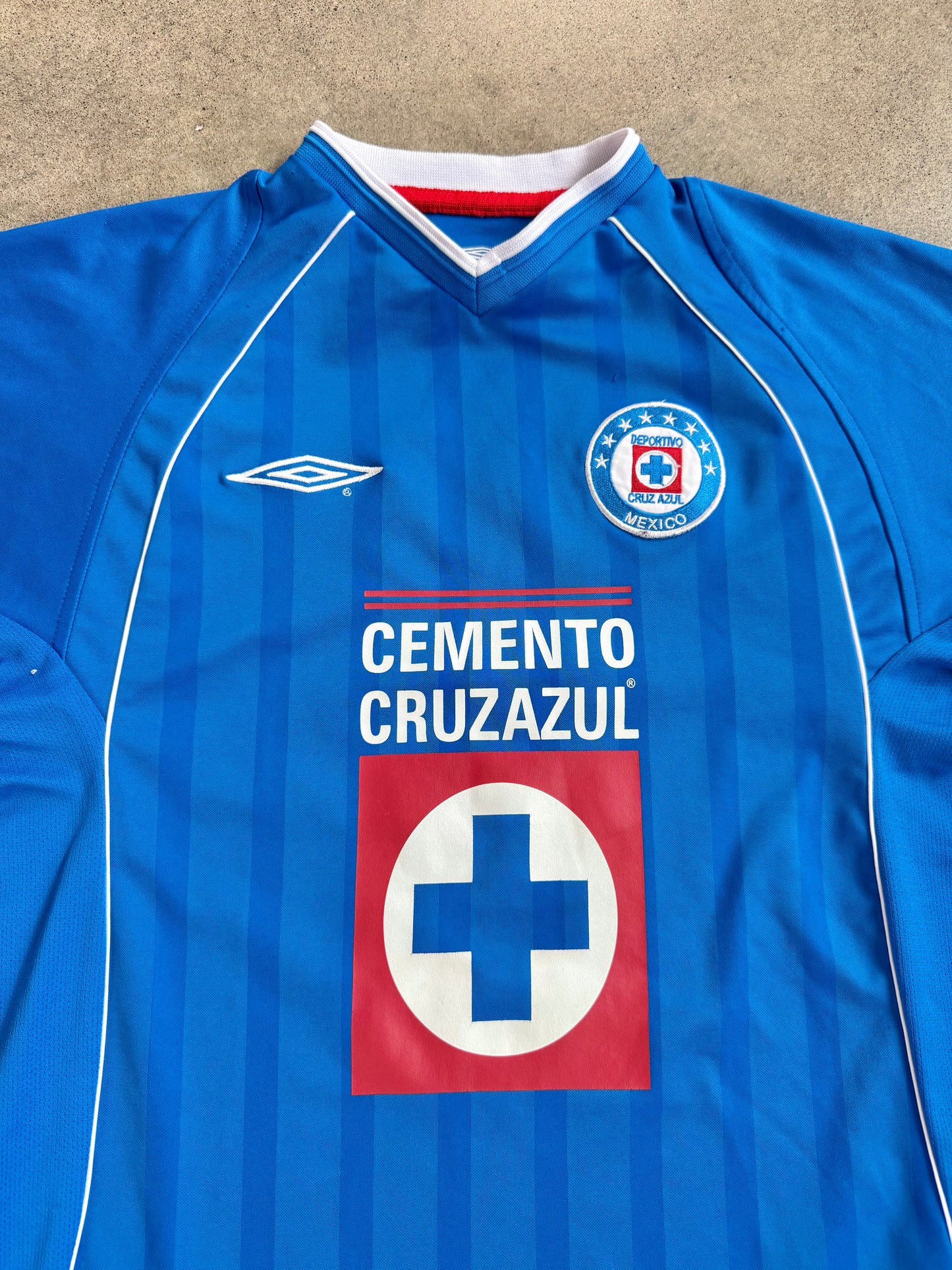 Vintage 2002 Umbro Cruz Azul Mexico Soccer Jersey | Medium