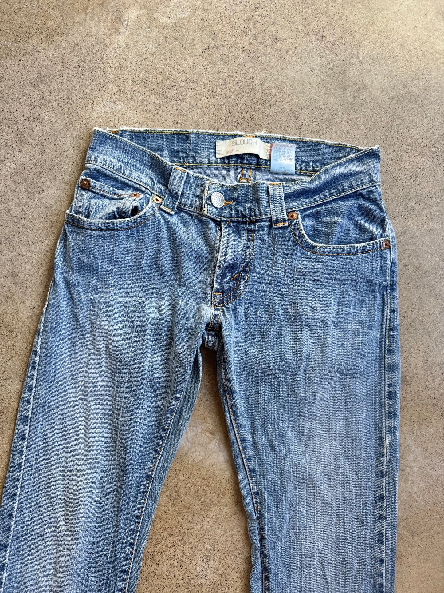 2000s Levi's 504 Slouch Low-Rise Jeans | Waist 30”