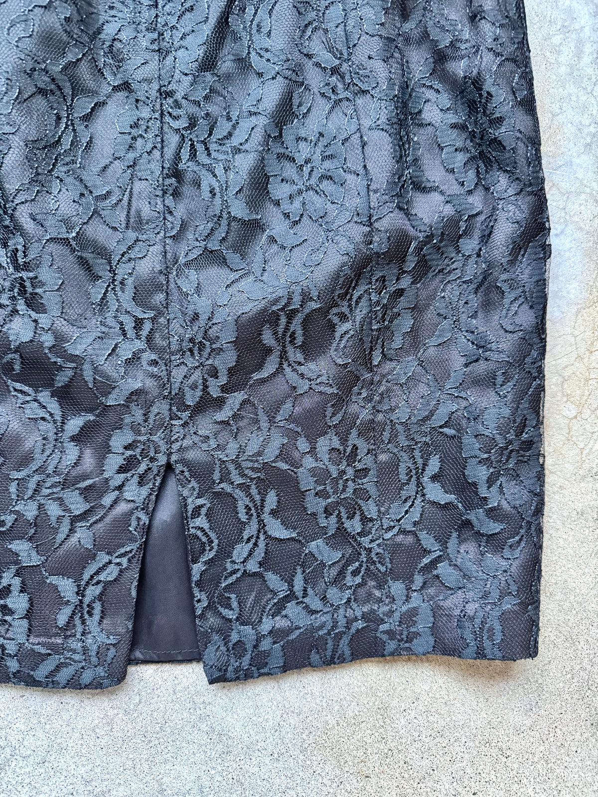 Vintage 1990s Roberta Black Lace Strapless Formal Dress | XS