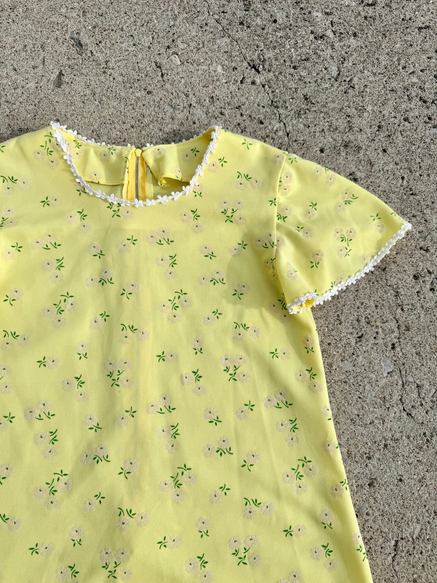 Vintage 1960s Yellow Floral Print Short Sleeve Mini Dress | XS