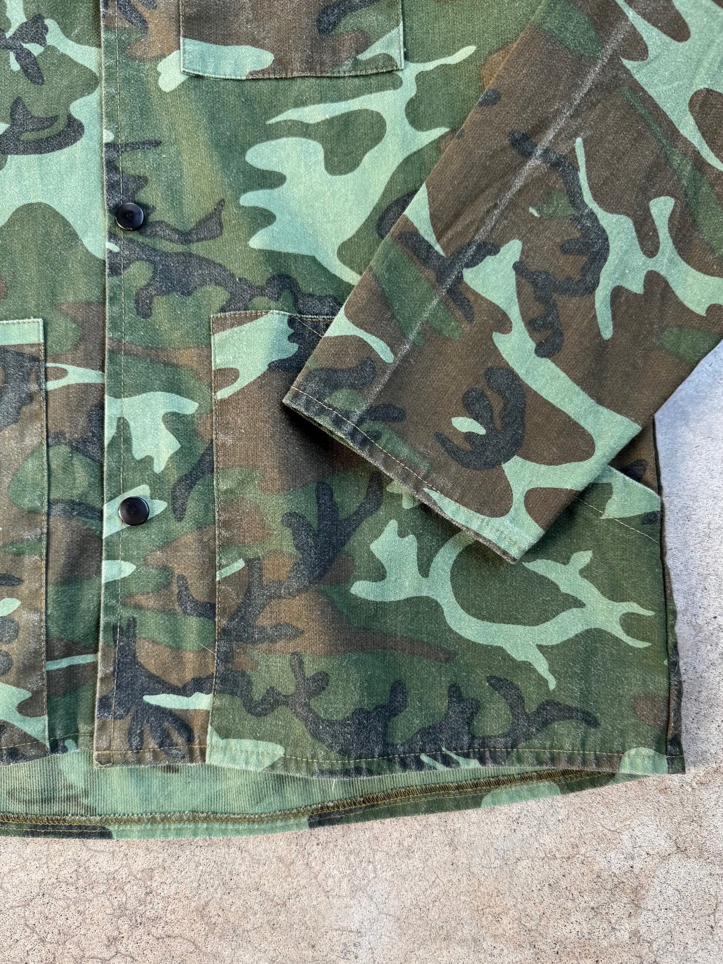 Vintage 1960s Camouflage Cotton Jacket | Medium