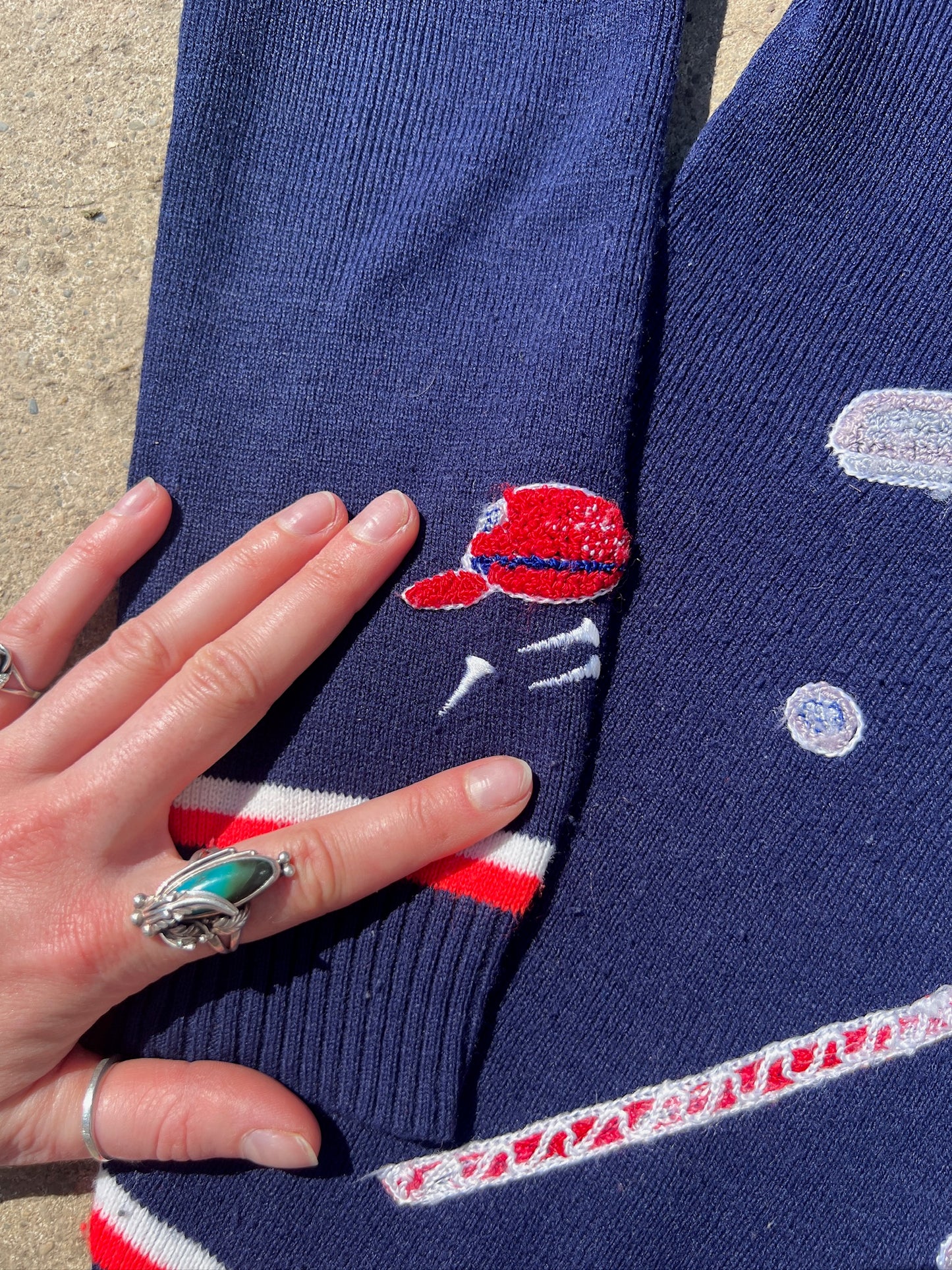 Vintage 1980s Navy Golf Club Knit V-Neck Sweater | S/M