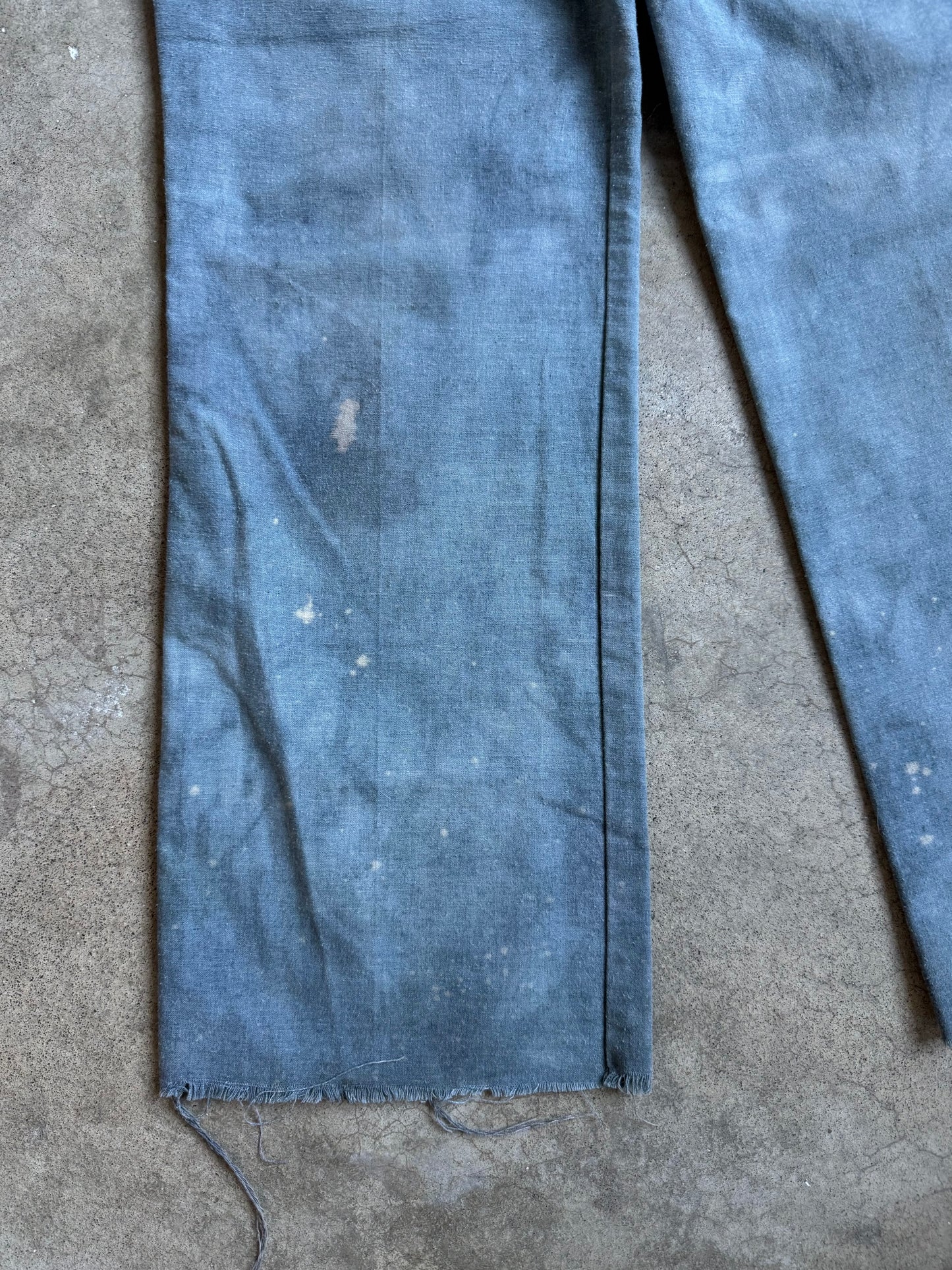 Vintage 1960s Snapfinger Distressed Wide-Leg Cropped Pants | Waist 30”
