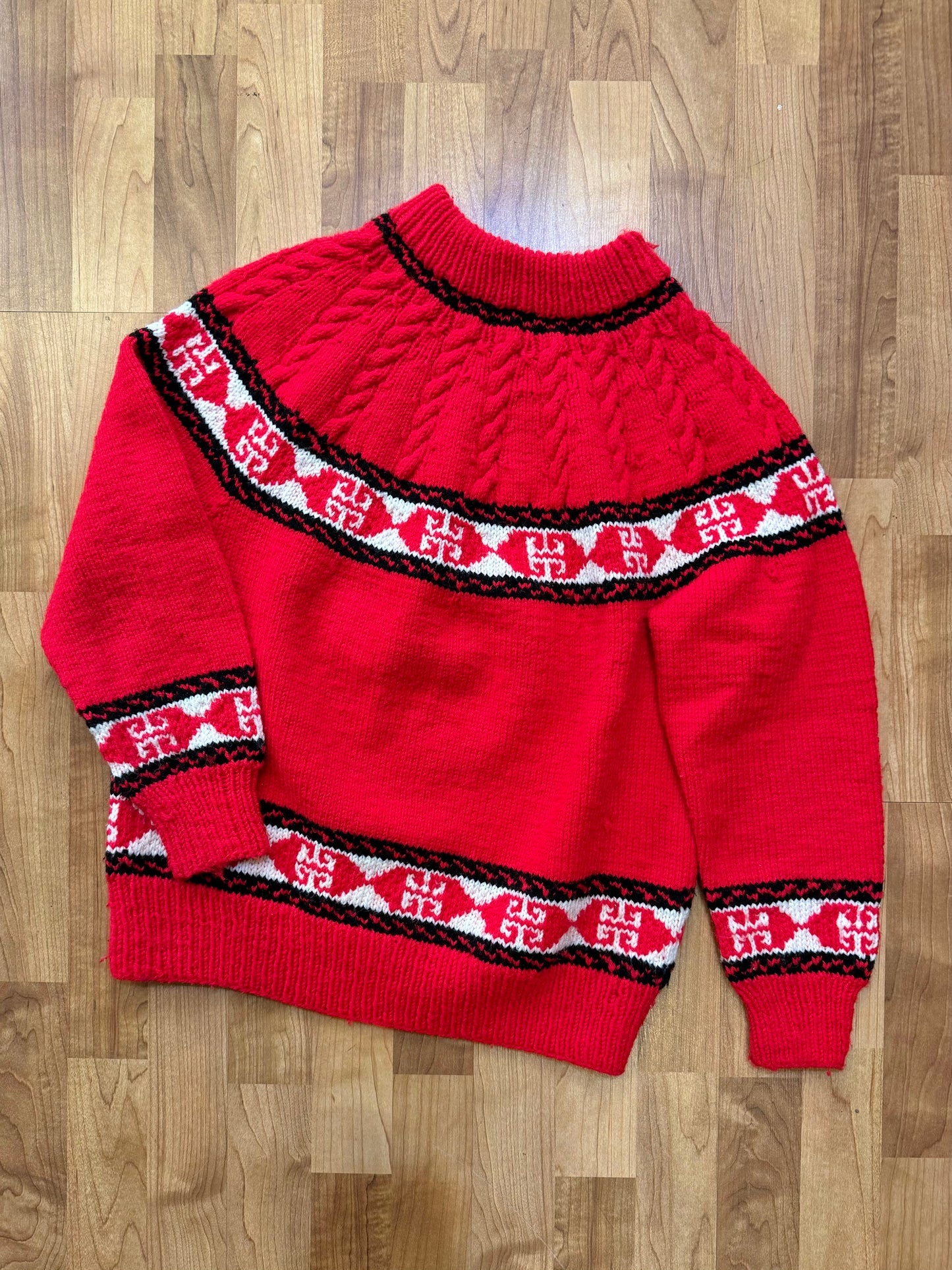 Vintage 1970s Handmade Red Scandinavian Sweater | M/L