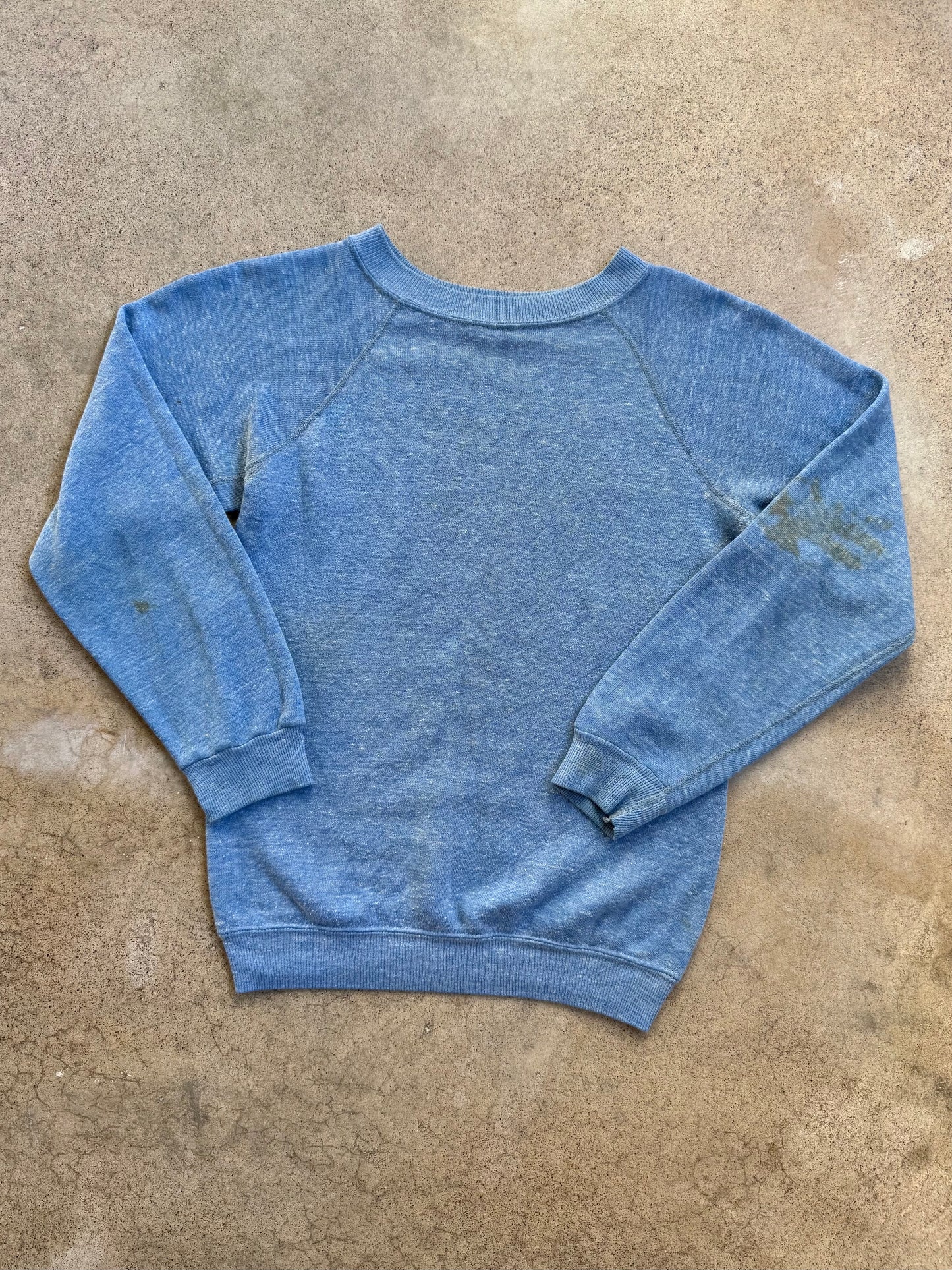 Vintage 1980s Heather Blue Worn Raglan Sweatshirt | XS