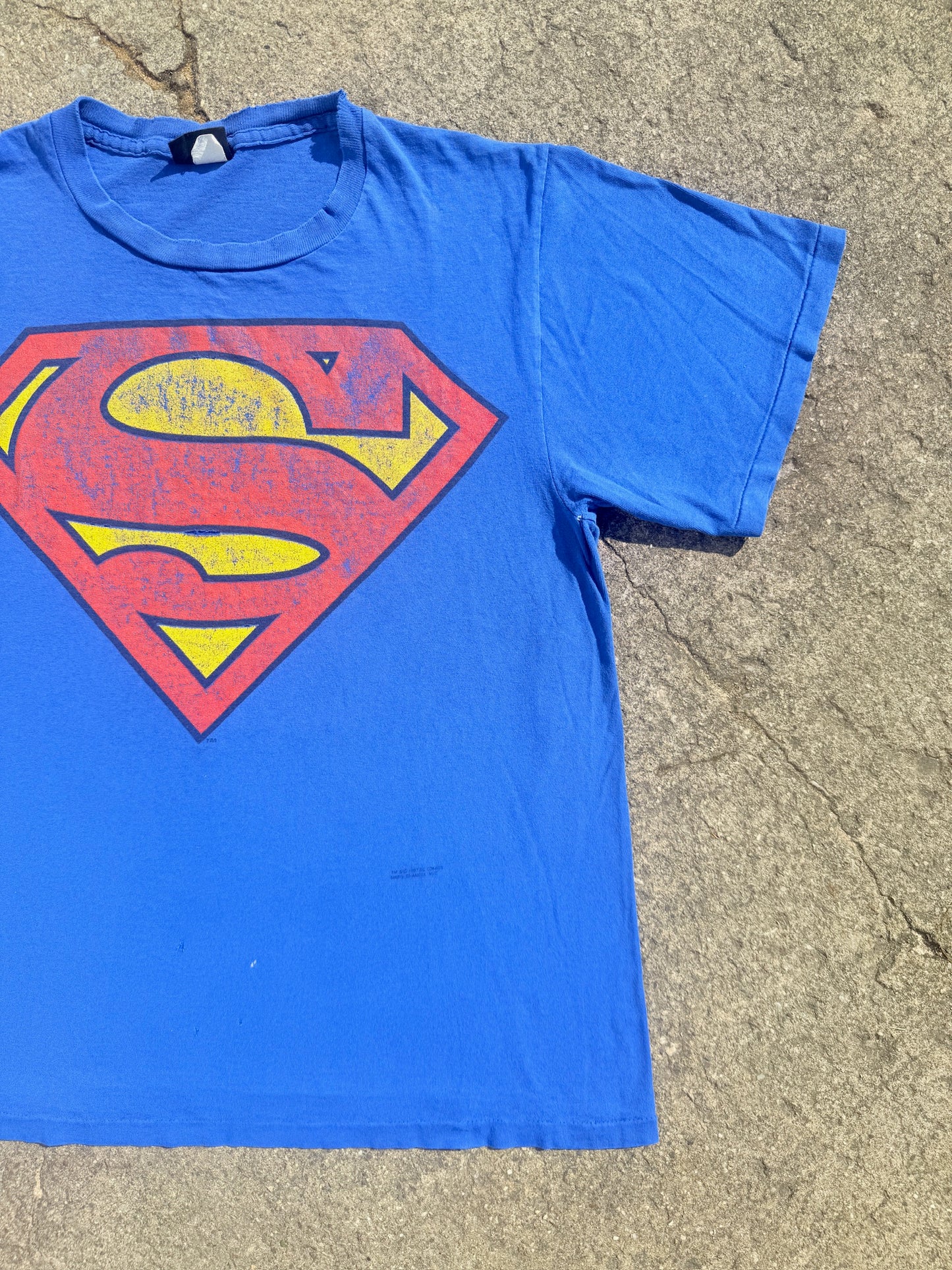90's Distressed Superman Tee | L