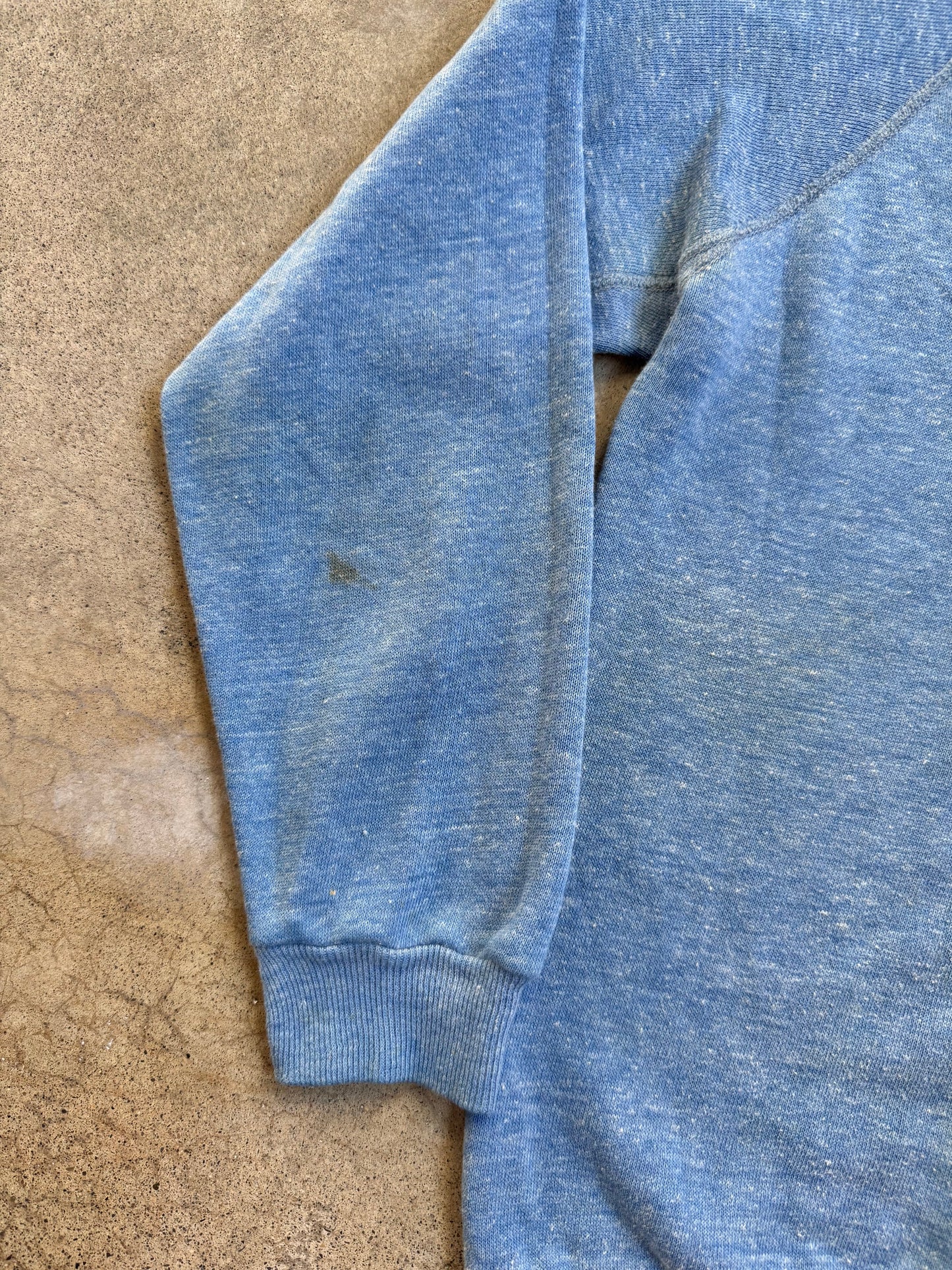 Vintage 1980s Heather Blue Worn Raglan Sweatshirt | XS