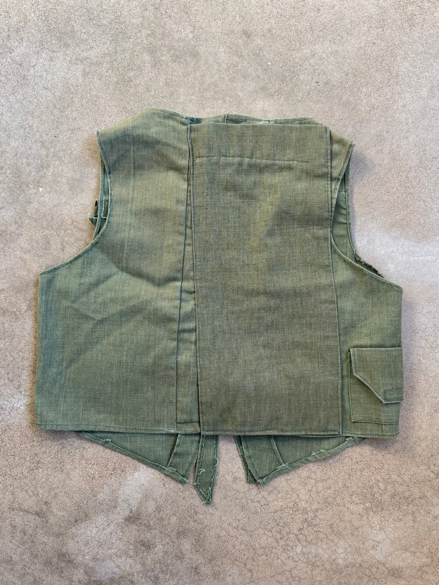 Vintage 1970s Handmade Green Cargo Utility Vest | Large