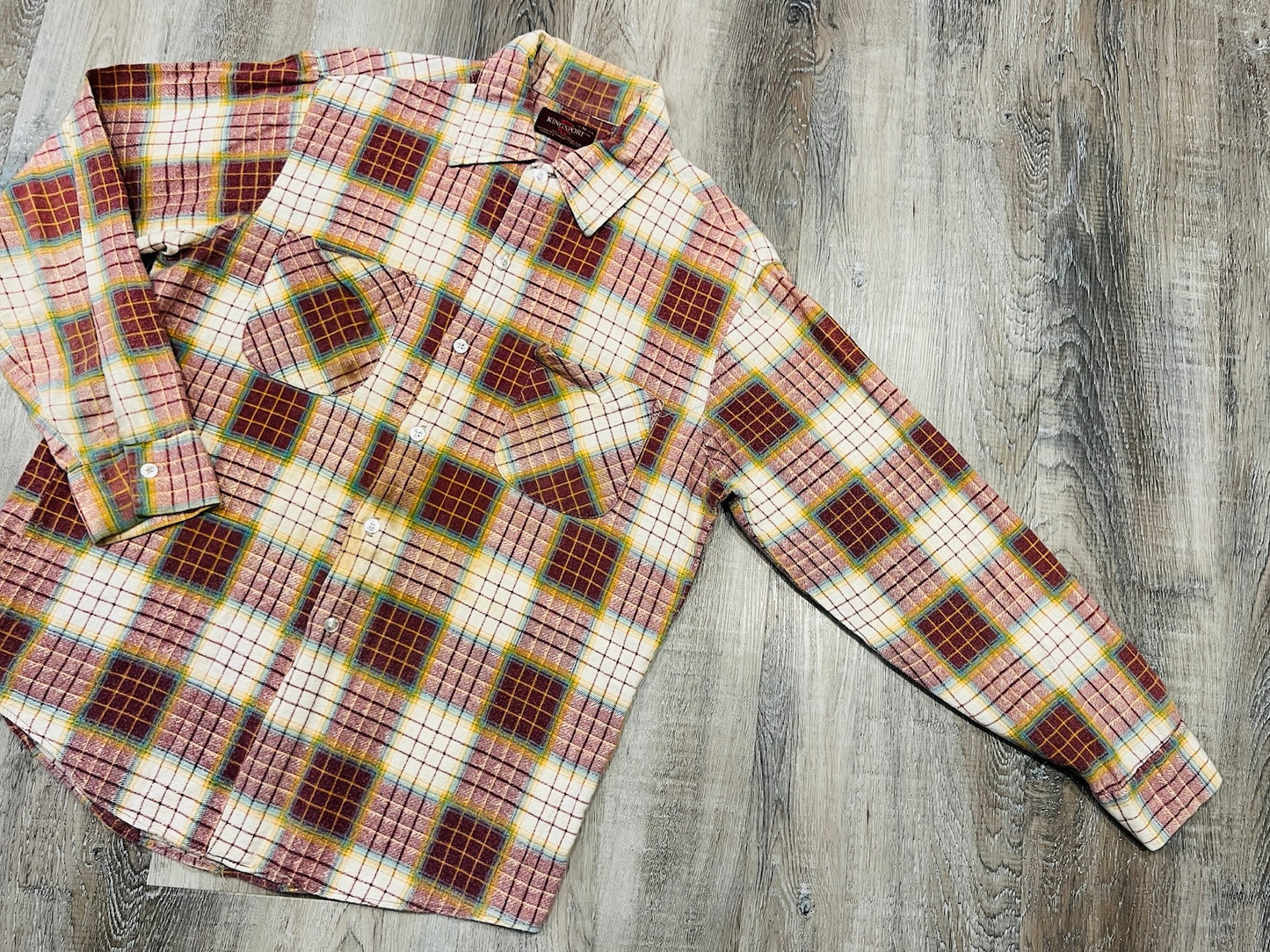 Vintage 1970s Kingsport Worn Cotton Flannel Shirt | Medium