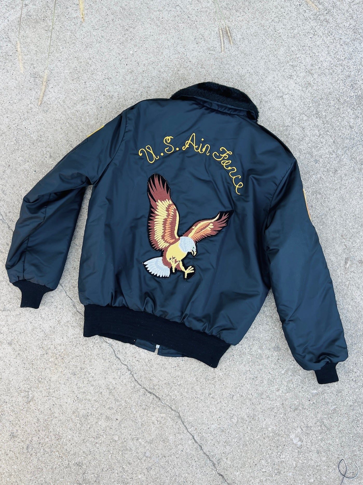 Vintage 1970s “Whitey” U.S. Air Force Bomber Jacket | Medium