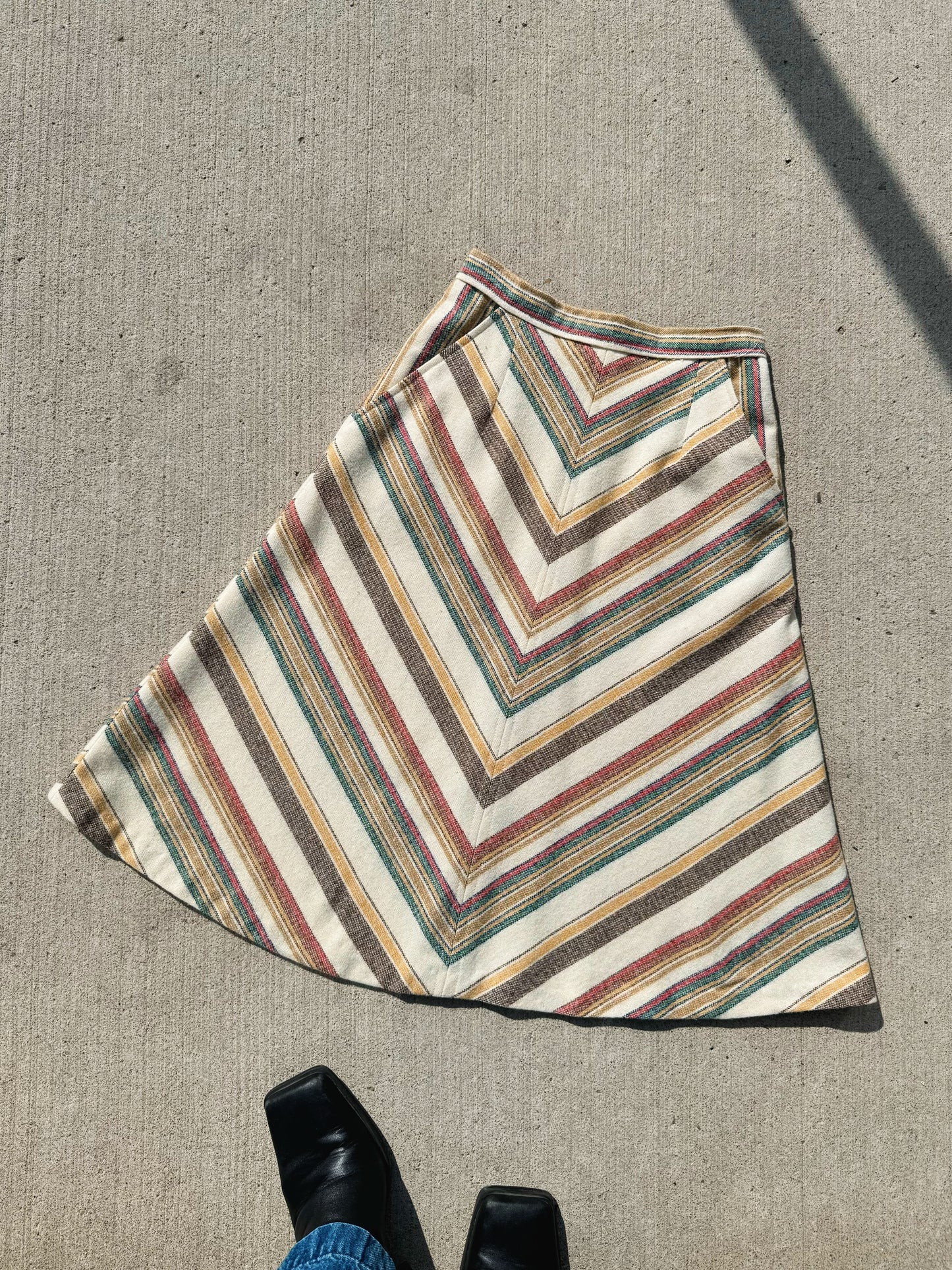Vintage 1970s The Limited Chevron Stripe Wool Skirt | XS