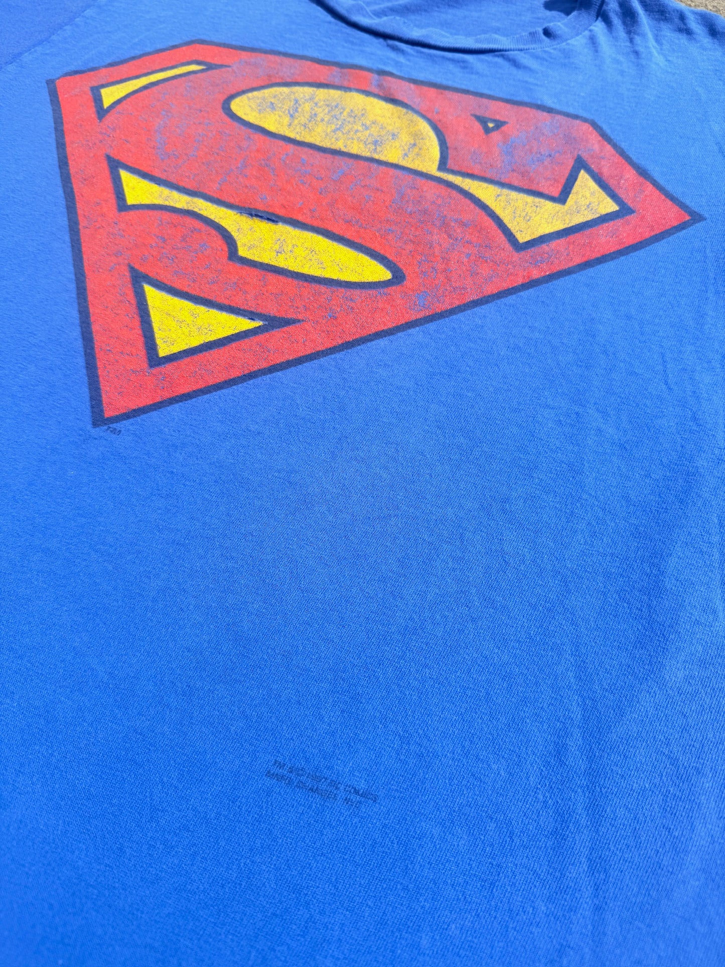 90's Distressed Superman Tee | L