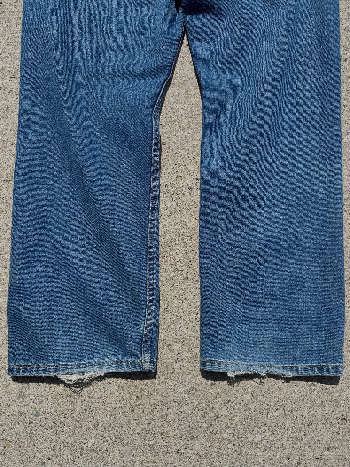 Vintage 1990s Levi’s 505 Worn-In Medium Wash Jeans | Waist 38”