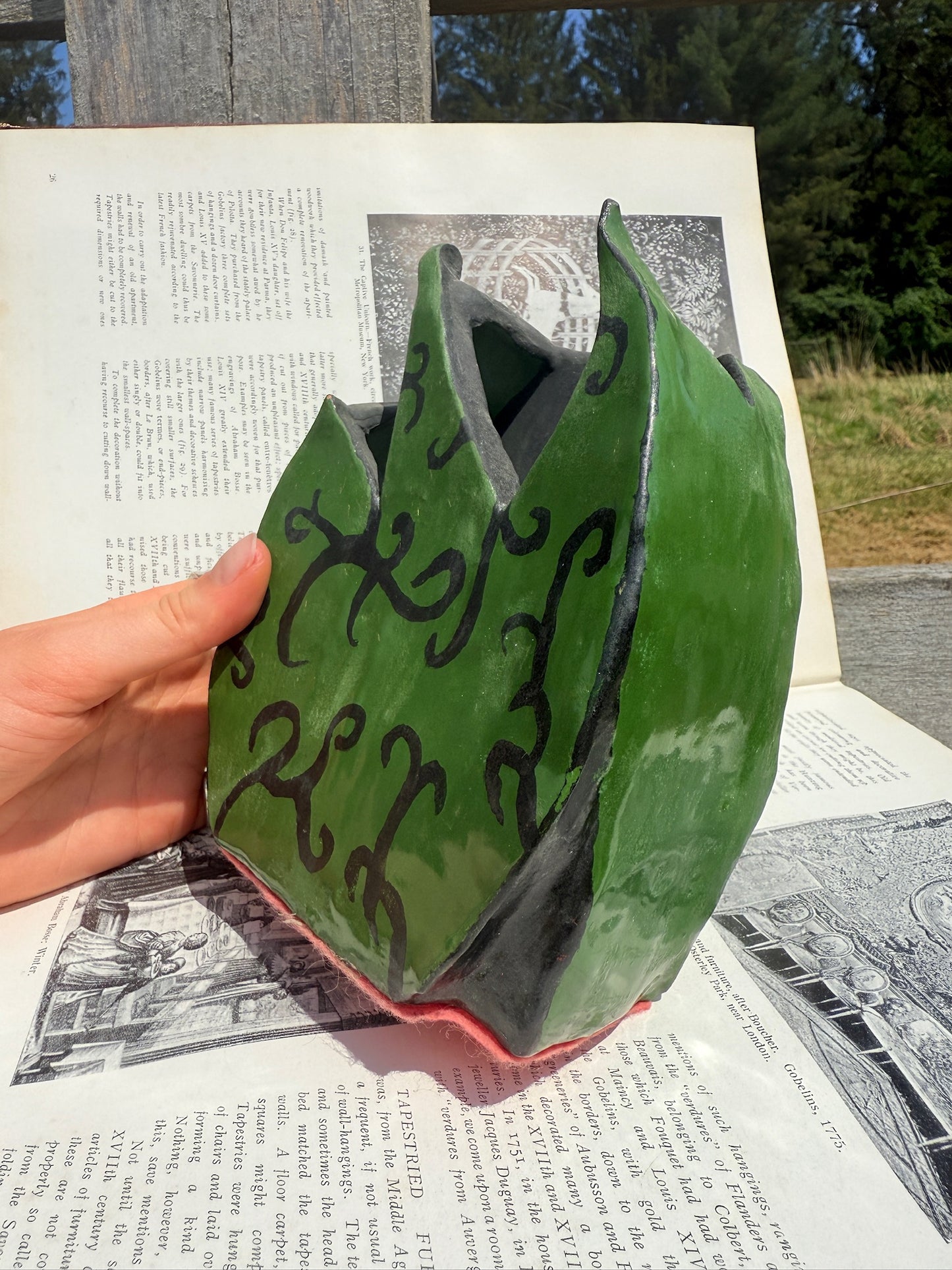 Vintage 1970s Ceramic Hand-Painted Green Leaf Wall Pocket