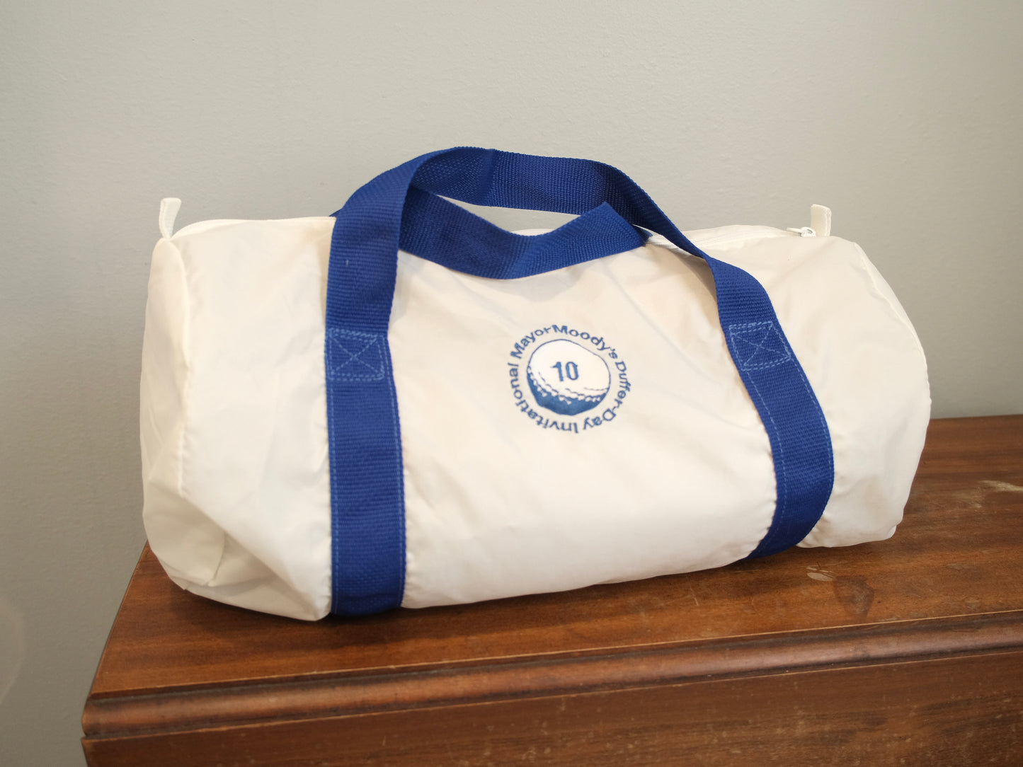 Vintage 1980s Mayor Moody's Golf Duffle Bag