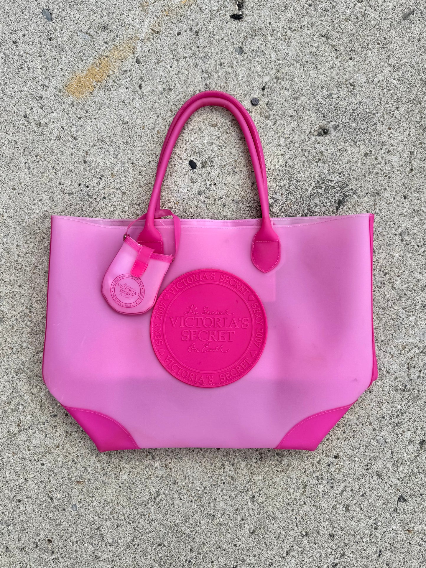 2007 Victoria’s Secret Hot Pink Rubber Tote Beach Bag