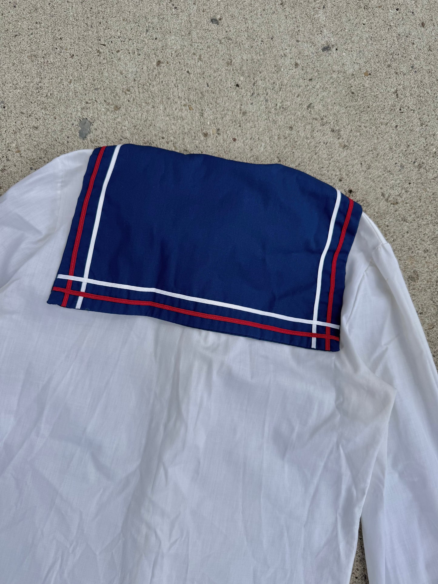 Vintage 1970s White & Navy Button-Up Sailor Blouse | Small