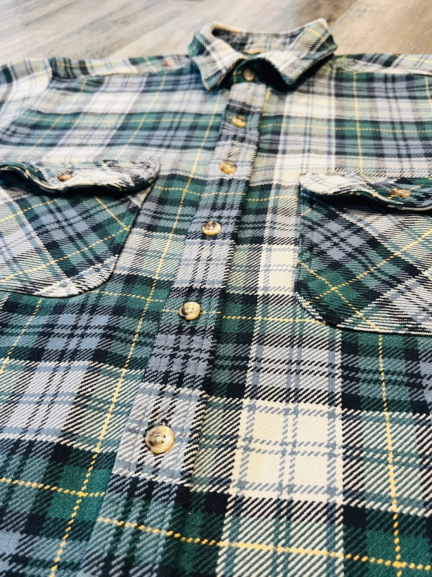 Vintage 1990s Green Plaid Cotton Flannel Shirt | Large