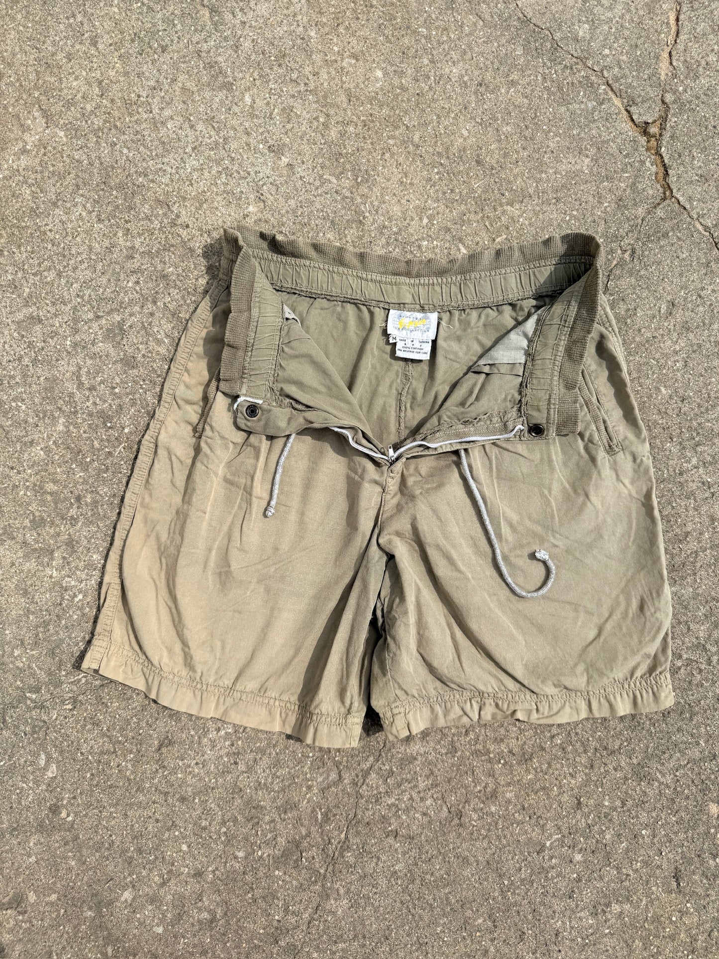 Vintage 1980s Limited Express Khaki Cinched Waist Cotton Shorts | Medium