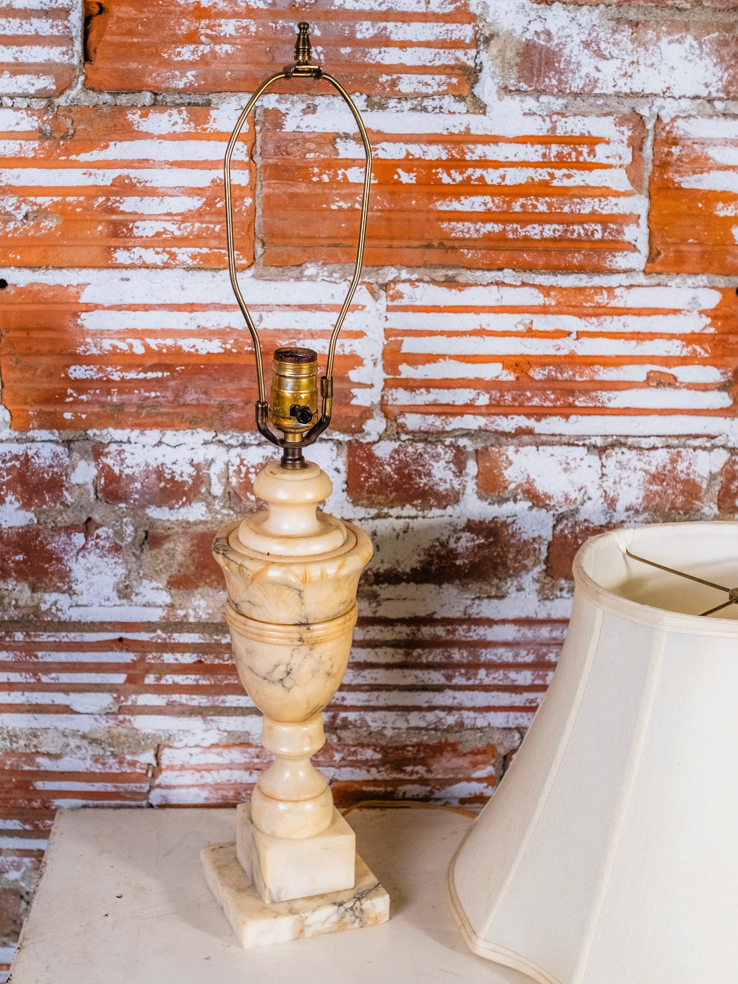 Vintage Mid-Century Italian Carved Alabaster Table Lamp