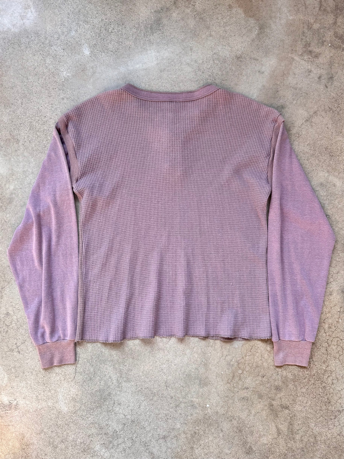 Vintage 1980s Fast Ball Mauve Waffle Henley w/ Rib Knit Sleeves | Medium