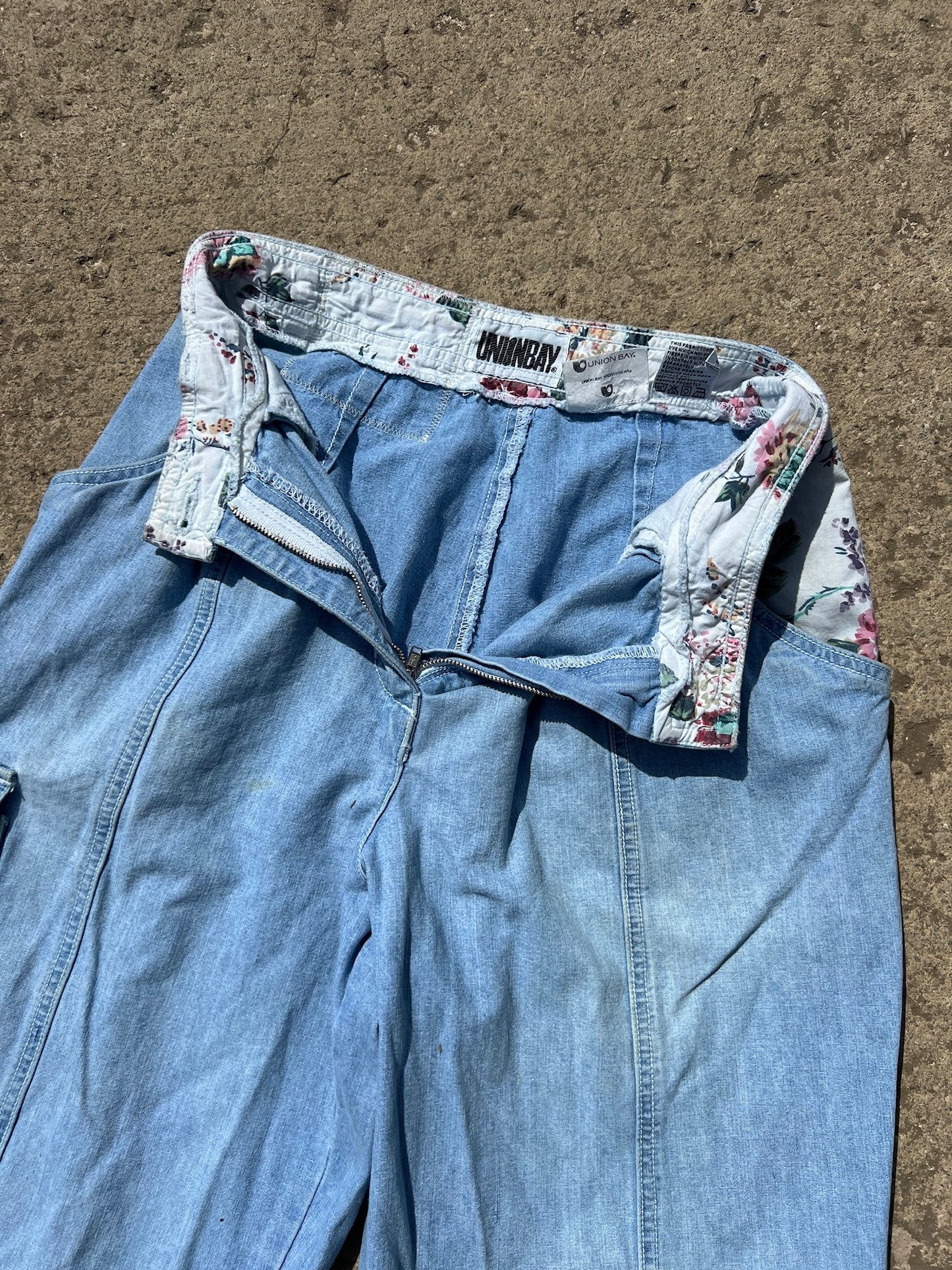 Vintage 1980s Unionbay Patchwork Cargo Jeans | Small
