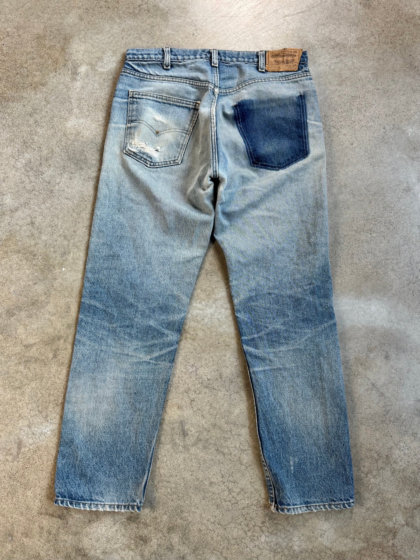 Vintage 1970s Levi's 505 Distressed Faded Jeans | Waist 34”