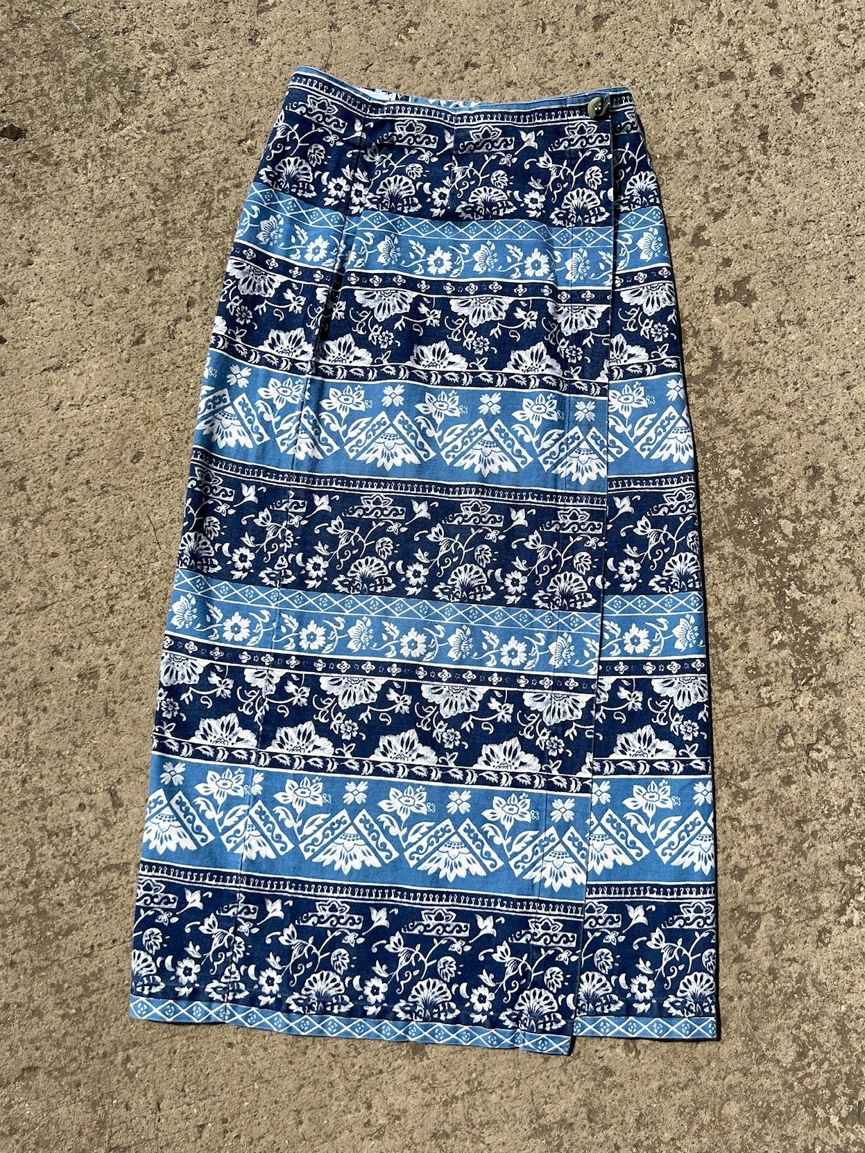 Vintage 1990s Blue Floral Maxi Wrap Skirt | Small