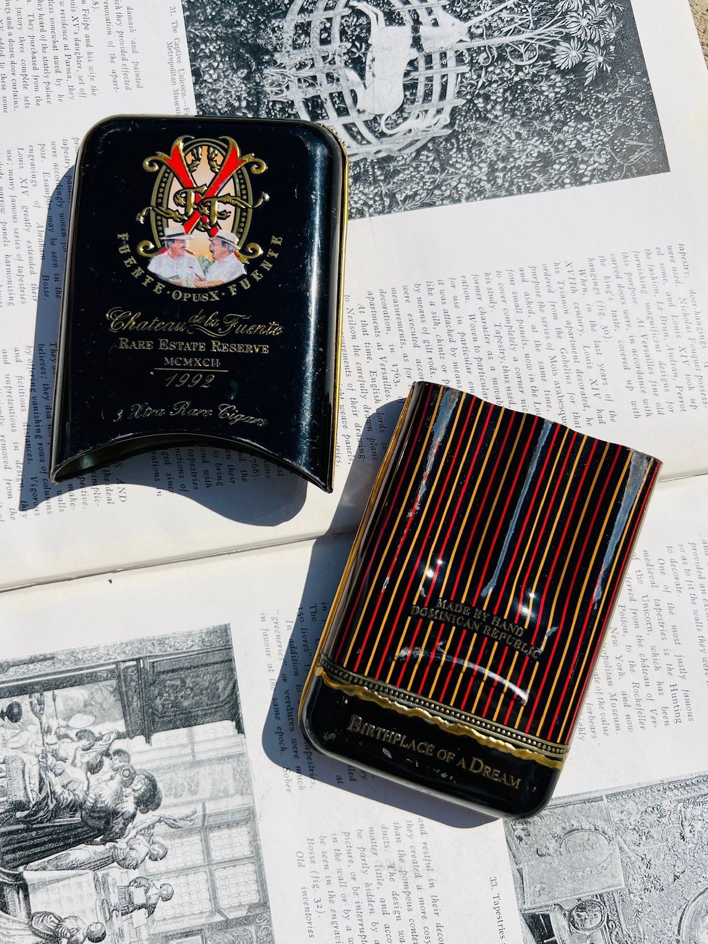 Chateau De La Fuente Metal Cigar Case