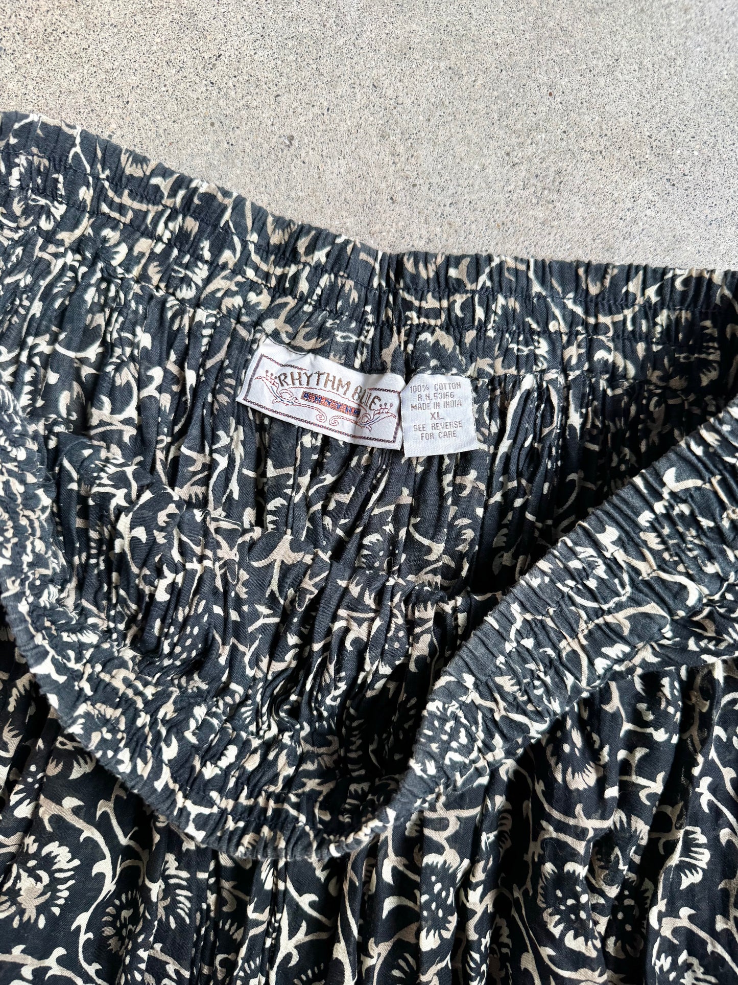 Vintage Blue Black & Brown Floral Print 100% Cotton Pleated Maxi Skirt | XL