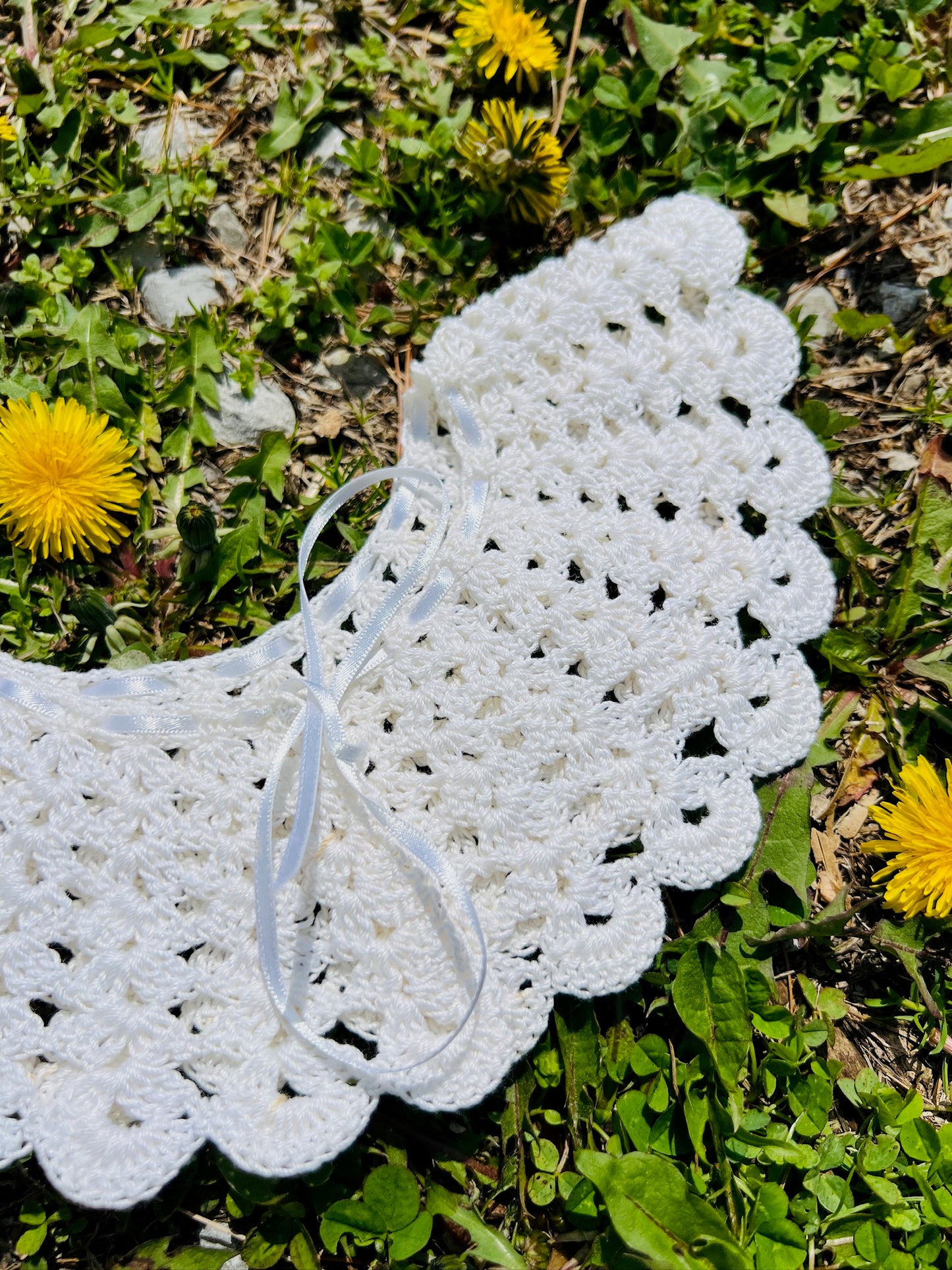 Victorian Style Crochet Collar - Medium w/ Bow